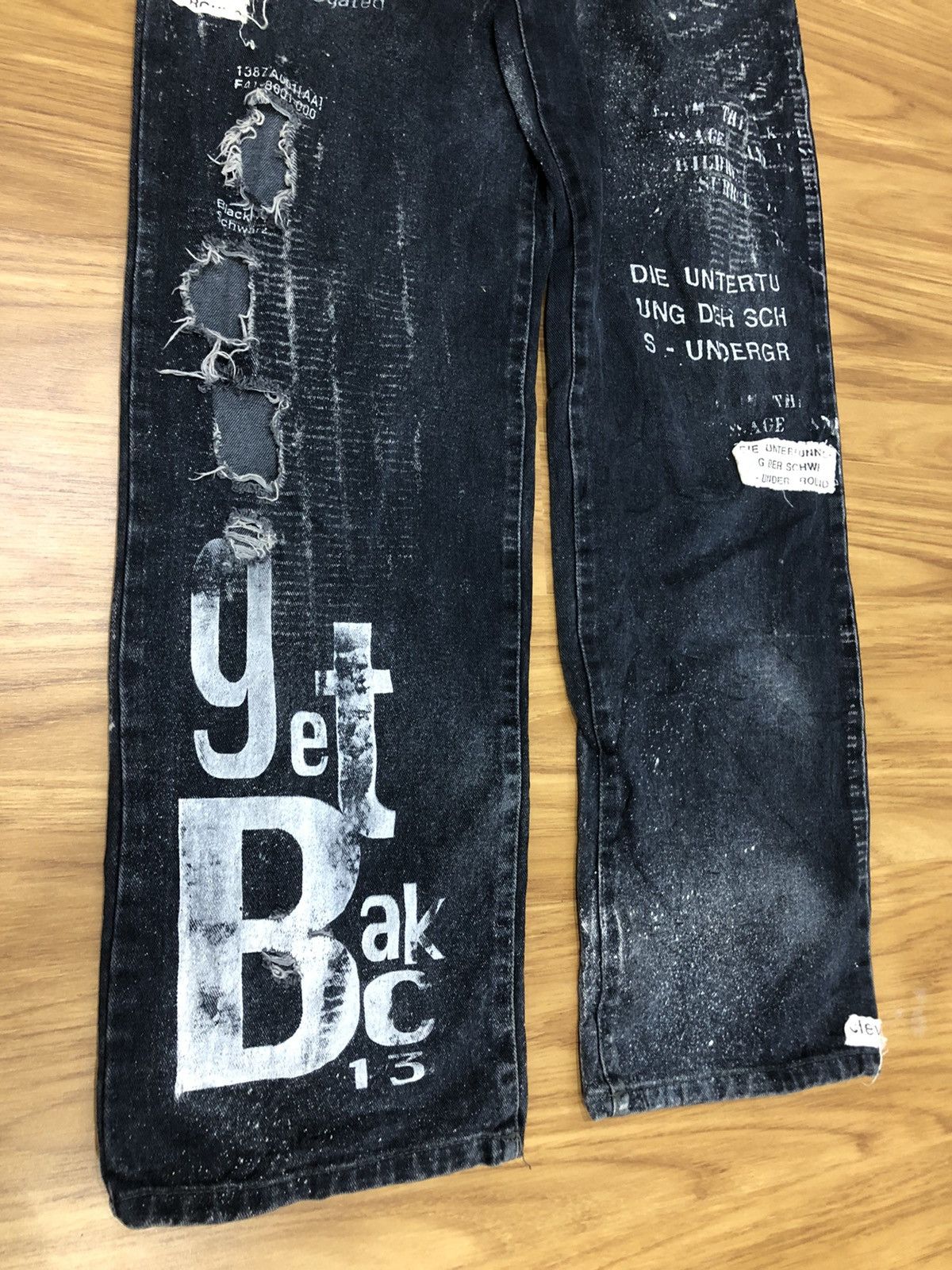 Seditionaries H.Naoto + Die Punk Style Grafitti Poem Paint Splatter Size US 30 / EU 46 - 2 Thumbnail