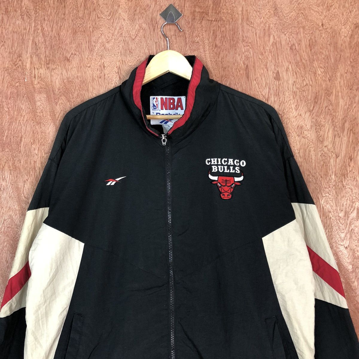 NBA × Reebok Vintage 90s Chicago Bulls Reebok Windbreaker Size US L / EU 52-54 / 3 - 3 Thumbnail