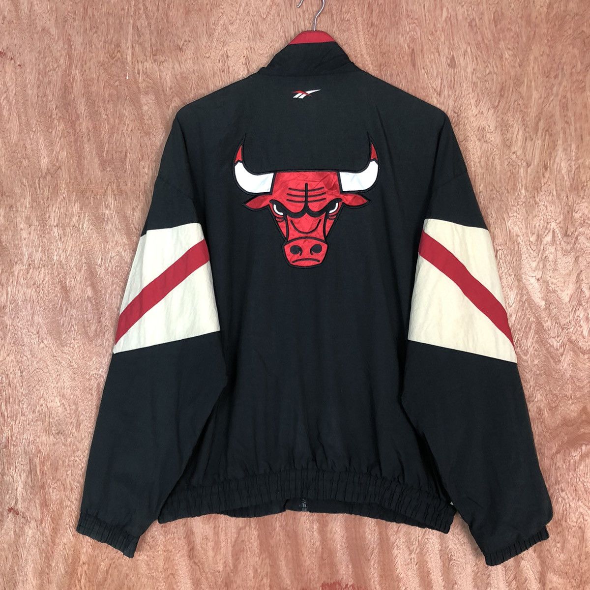 NBA × Reebok Vintage 90s Chicago Bulls Reebok Windbreaker Size US L / EU 52-54 / 3 - 1 Thumbnail
