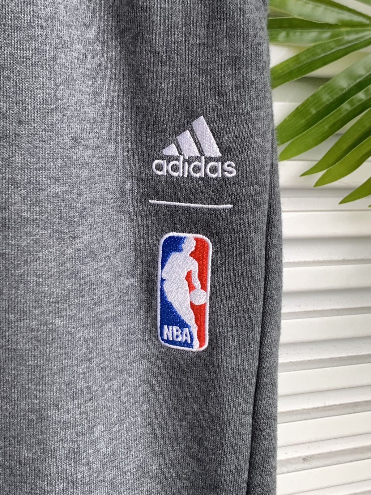 Adidas Adidas NBA Button Jogger Pants Size US 30 / EU 46 - 3 Thumbnail