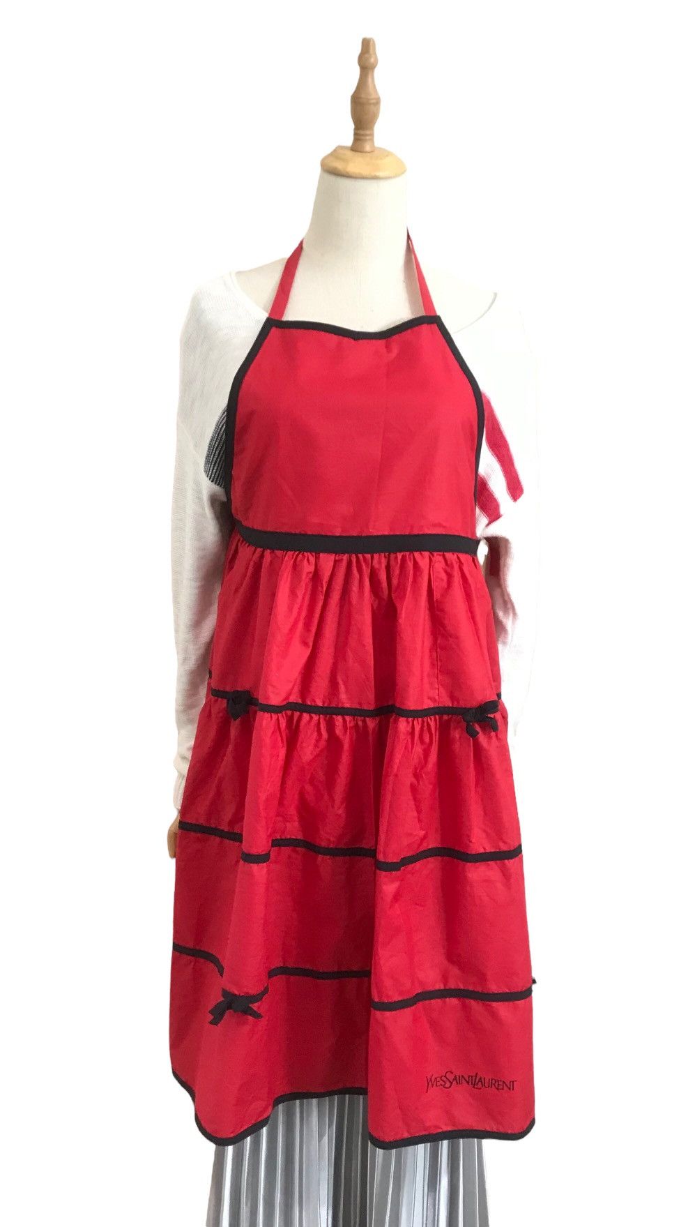 Yves Saint Laurent Vintage Yvessaintlaurent YSL Japan JAA Red Apron Size ONE SIZE - 1 Thumbnail