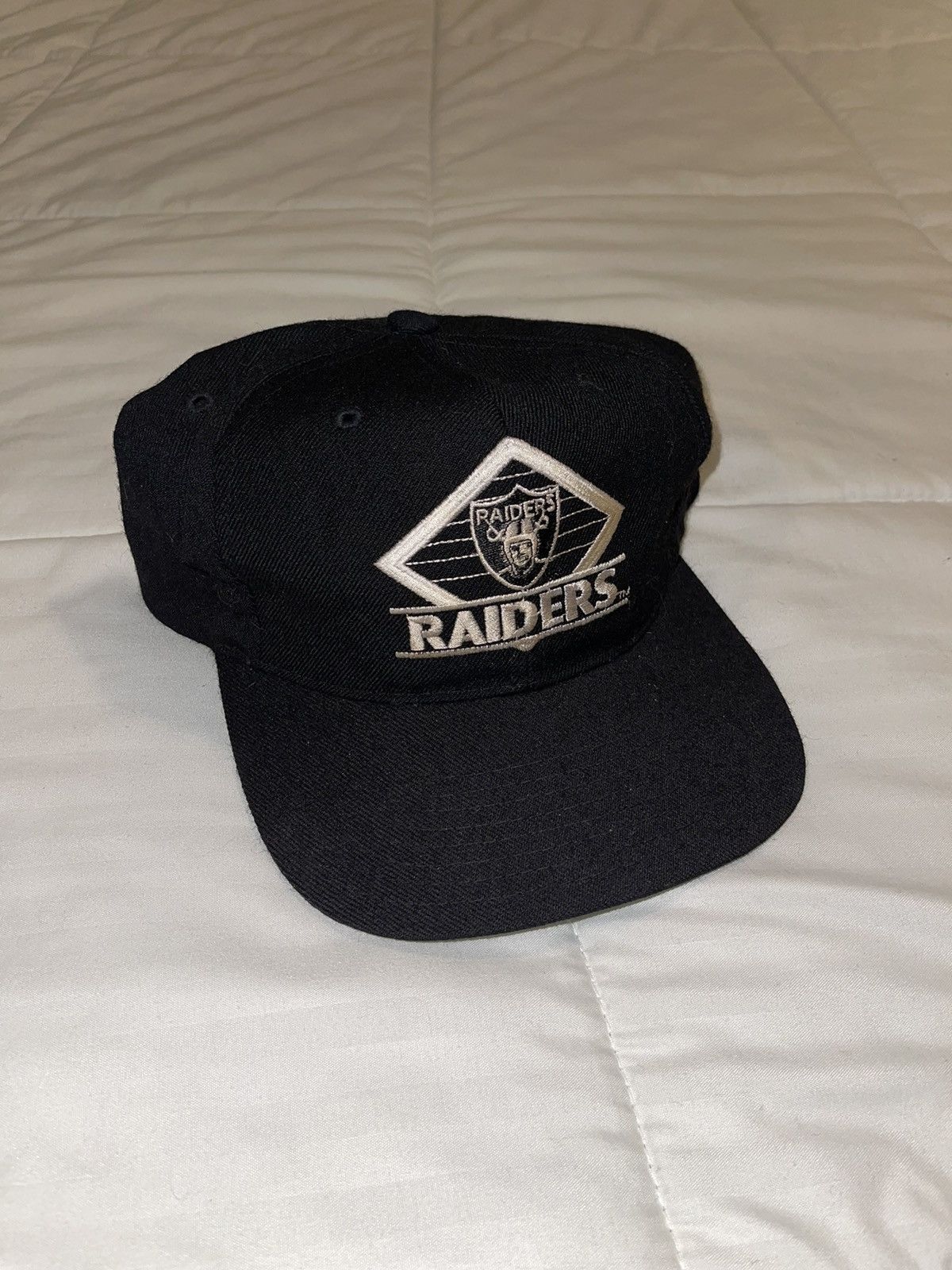 Vintage Los Angeles Raiders SnapBack Size ONE SIZE - 1 Thumbnail