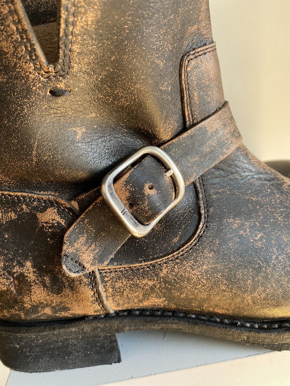 Frye Frye Veronica Bootie black distressed leather Size US 10 / IT 40 - 2 Thumbnail