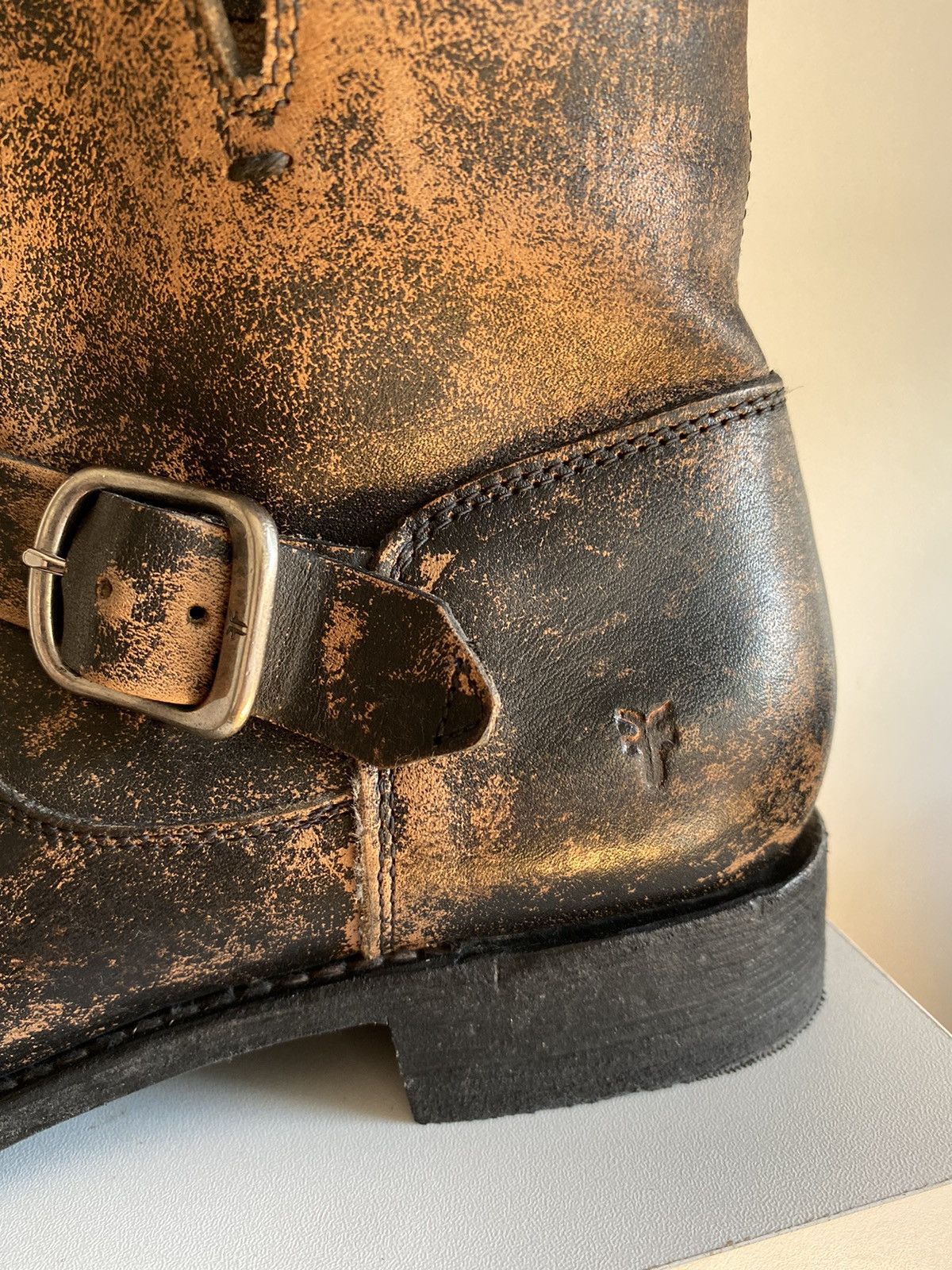 Frye Frye Veronica Bootie black distressed leather Size US 10 / IT 40 - 4 Thumbnail