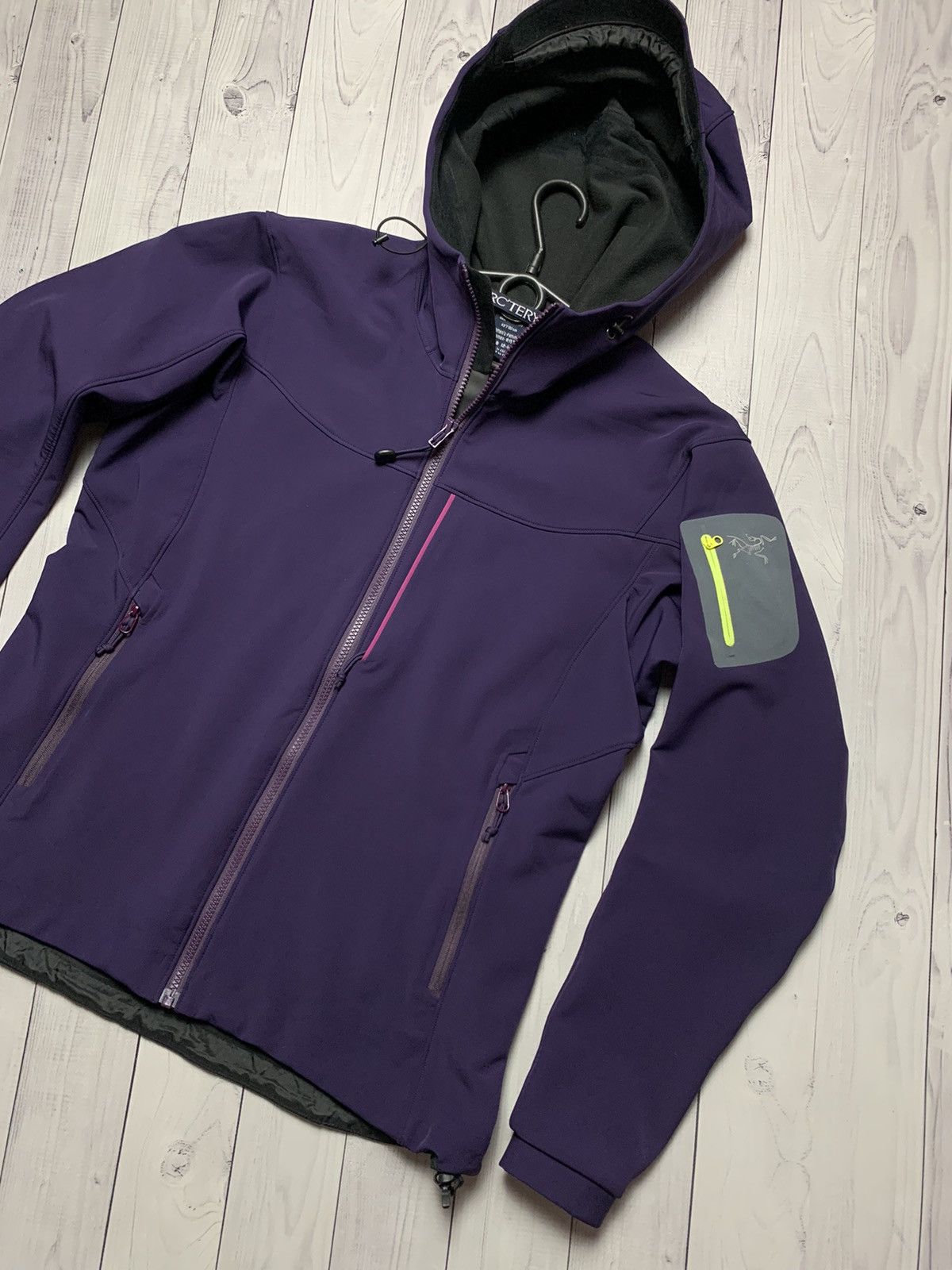 Arc'teryx Arcteryx women’s jacket purple fleece soft shell size L Size L / US 10 / IT 46 - 2 Thumbnail
