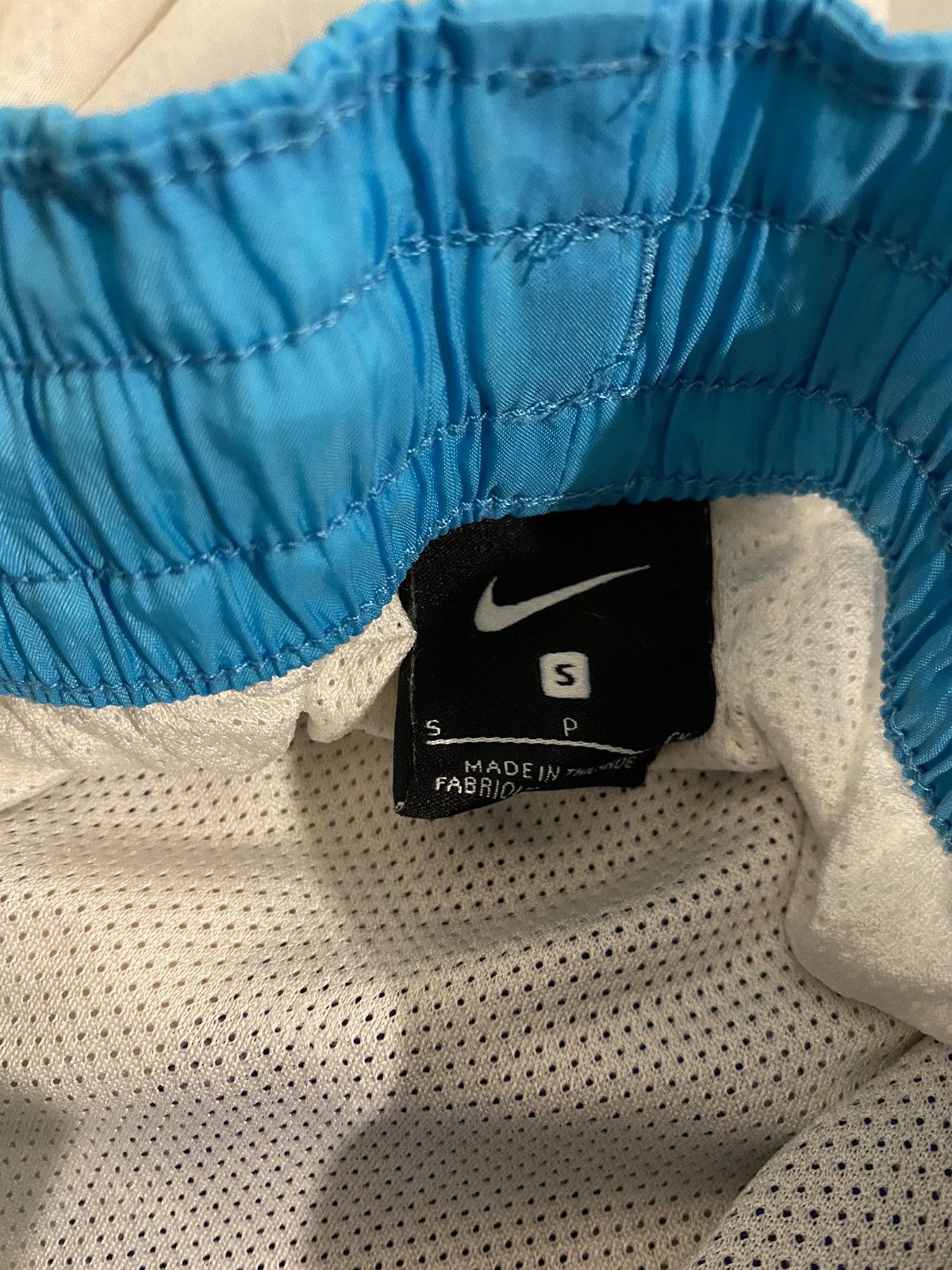 Vintage Vintage Y2K Style Nike Spellout Shorts Size US 30 / EU 46 - 3 Thumbnail
