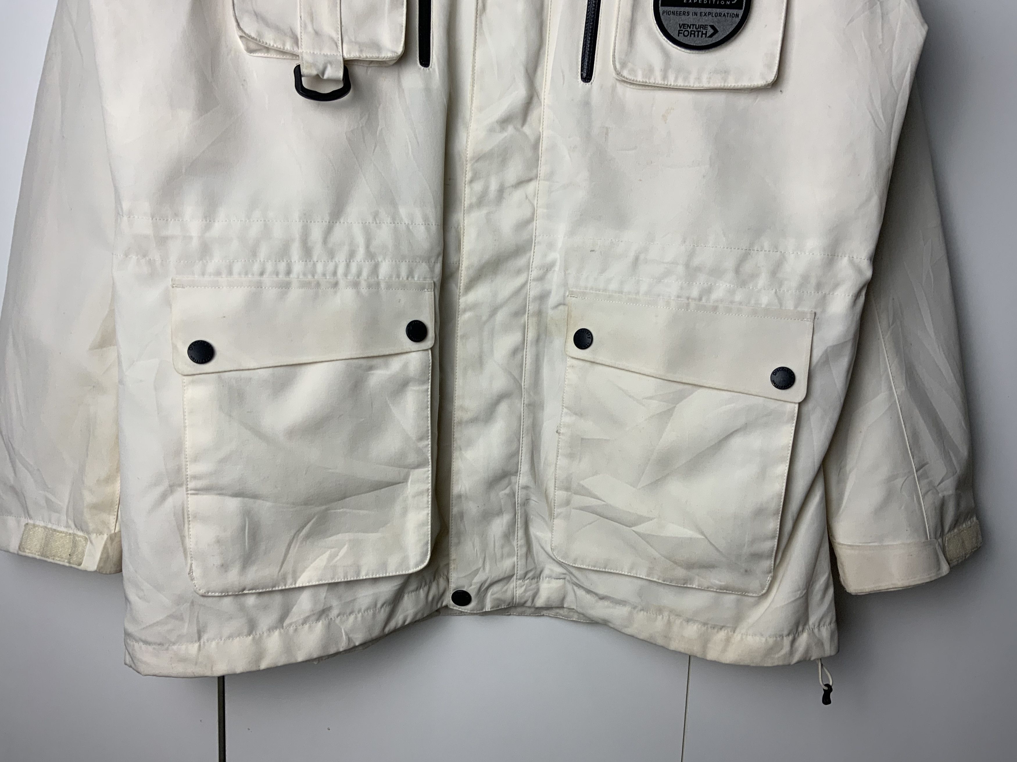DISCOVERED Discovery Expedition Outdoor Light Jacket/Windbreaker🔥 Size US L / EU 52-54 / 3 - 7 Thumbnail