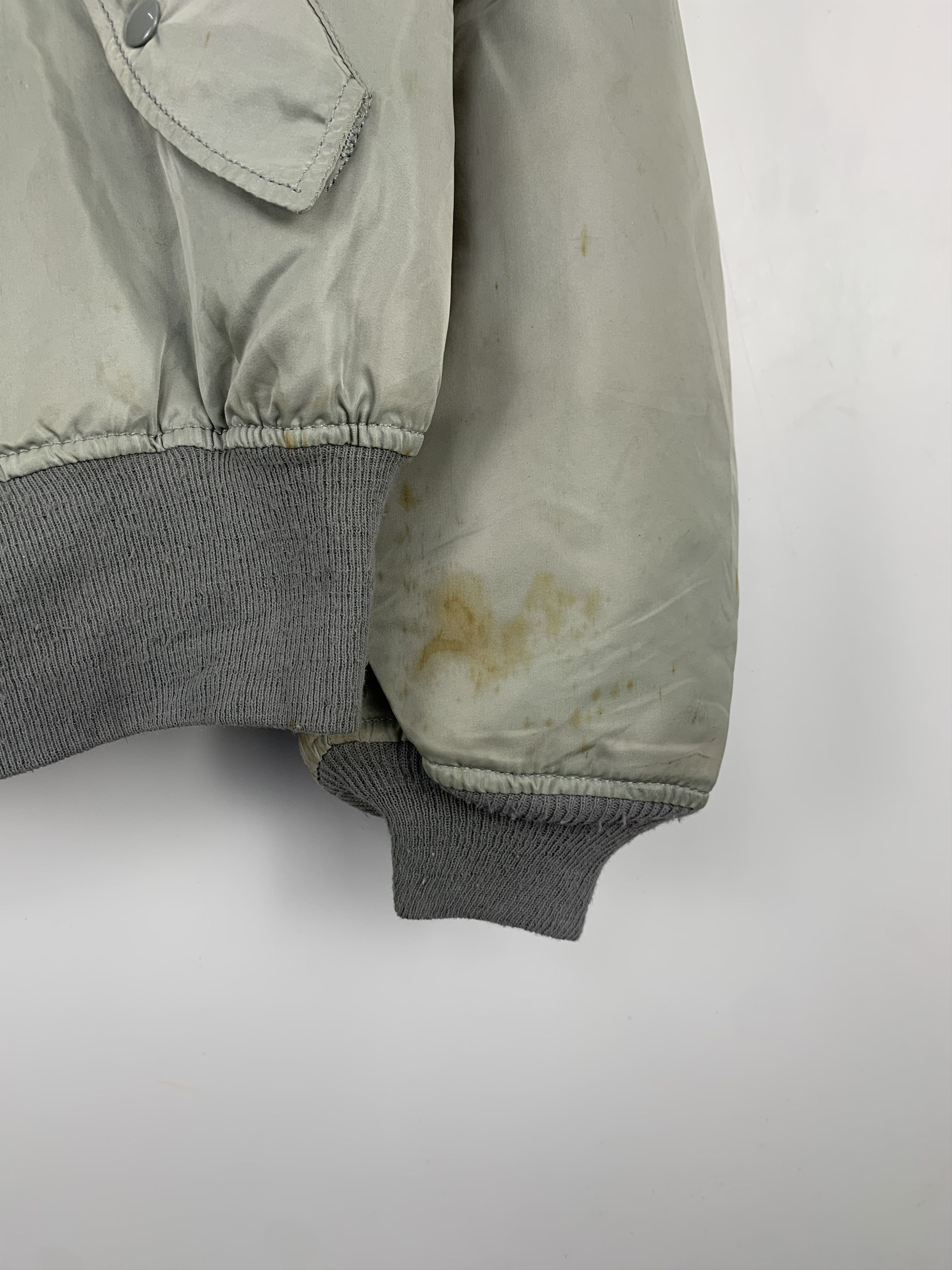 Alpha Industries Vintage ALPHA INDUSTRIES Reversible Bombers Jacket J0568 Size US L / EU 52-54 / 3 - 3 Thumbnail