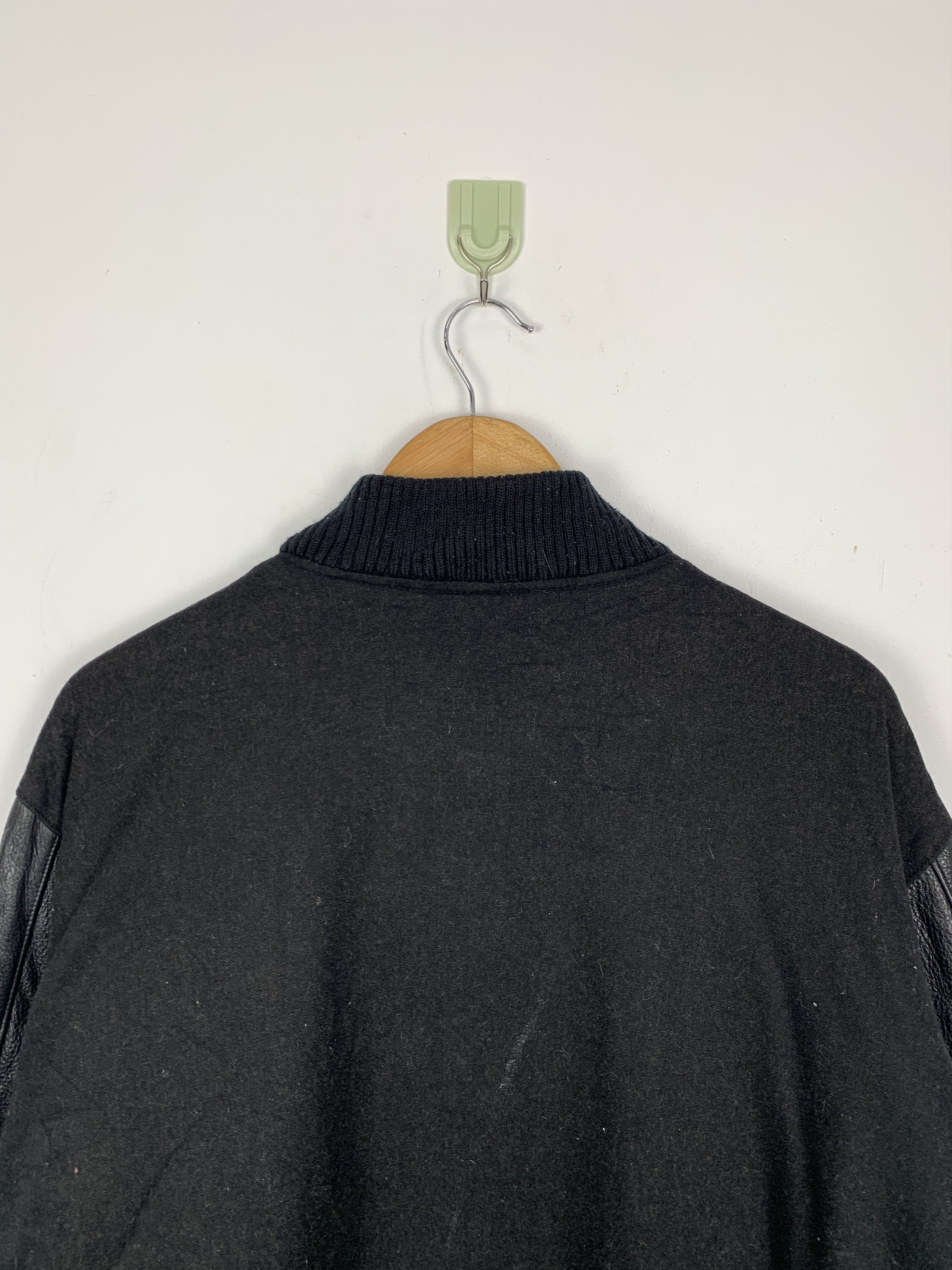 Japanese Brand Vintage Expo 2000 Varsity Leather Sleeve Jacket J0621 Size US M / EU 48-50 / 2 - 8 Thumbnail