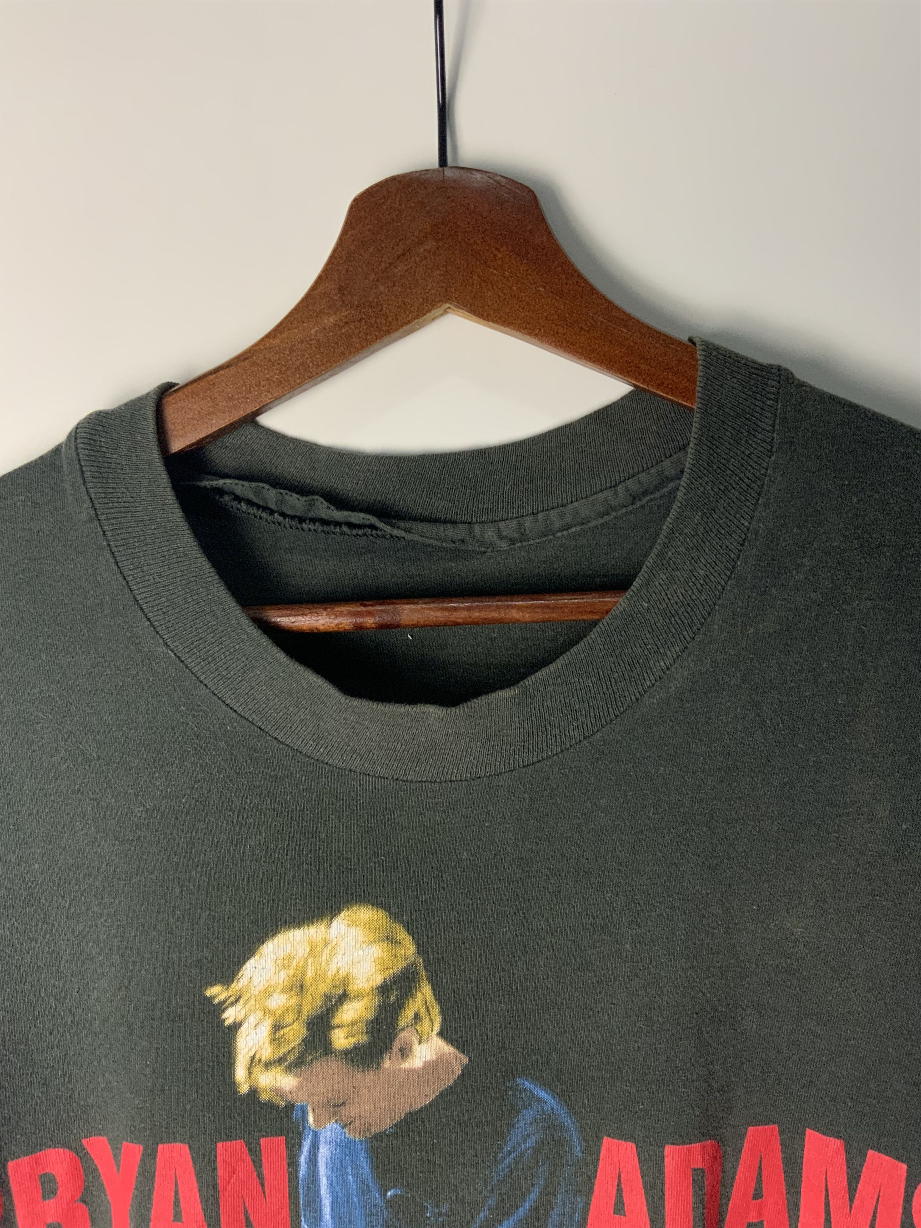 Band Tees Vintage Bryan Adams Waking up the World Tour’93 ©️ Tee Size US M / EU 48-50 / 2 - 5 Thumbnail