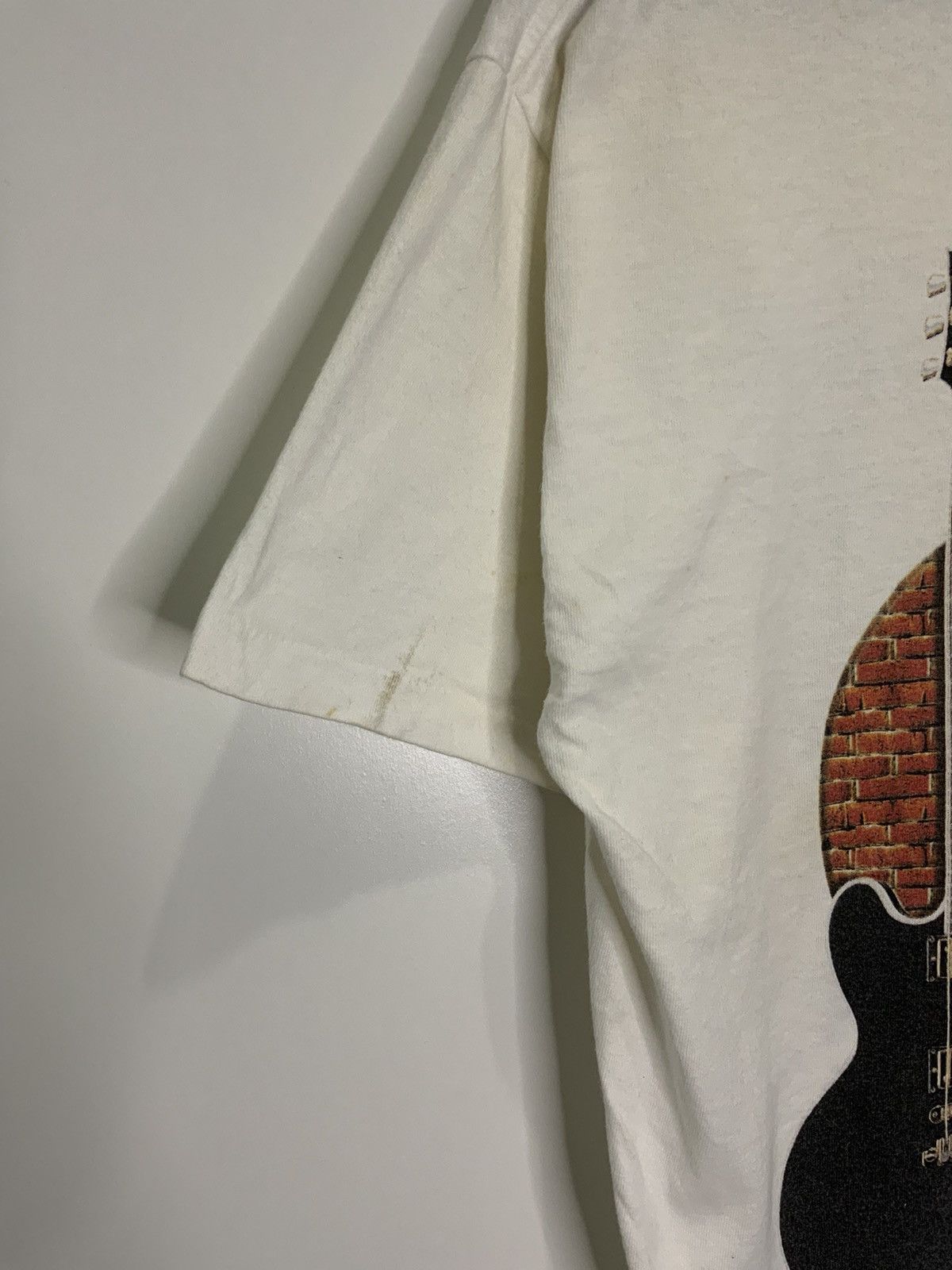 Vintage Vintage Les Paul Gibson Guitar Corp ©️2000 Tee Size US M / EU 48-50 / 2 - 4 Thumbnail