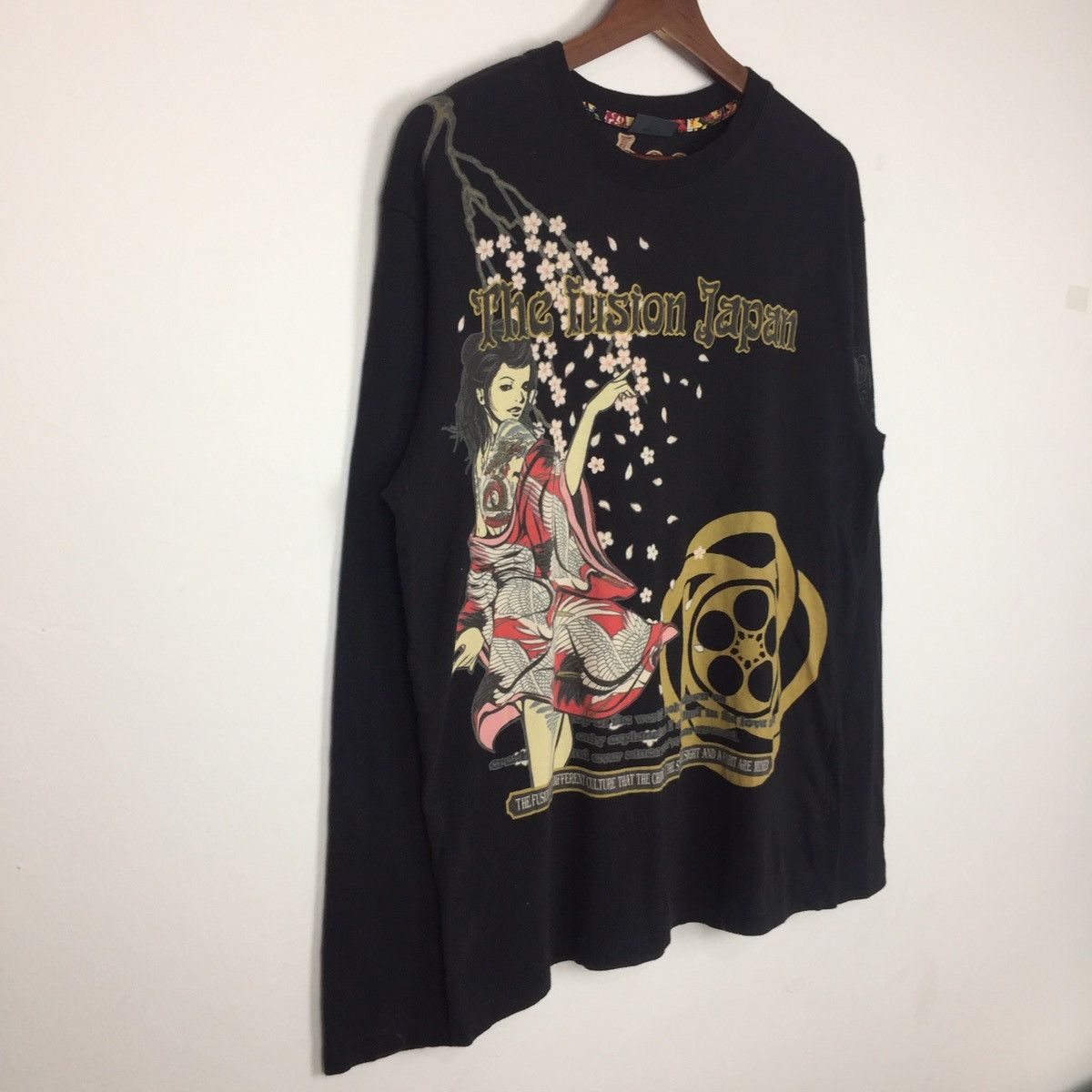 Vintage The fusion Japan Geisha Long Sleeve T-Shirt Size US L / EU 52-54 / 3 - 4 Thumbnail