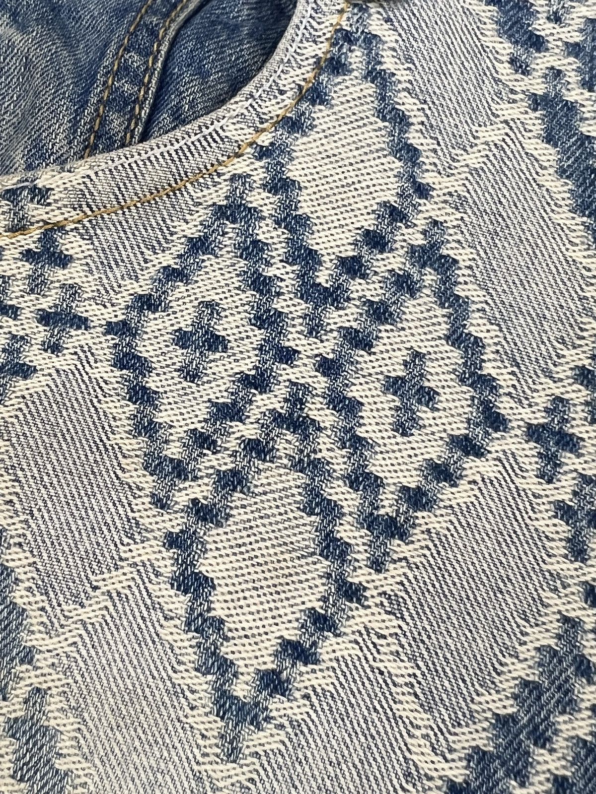 Iroquois Japan Iroquois 🇯🇵 Native Embroidery Buckle Denim Size US 34 / EU 50 - 14 Thumbnail