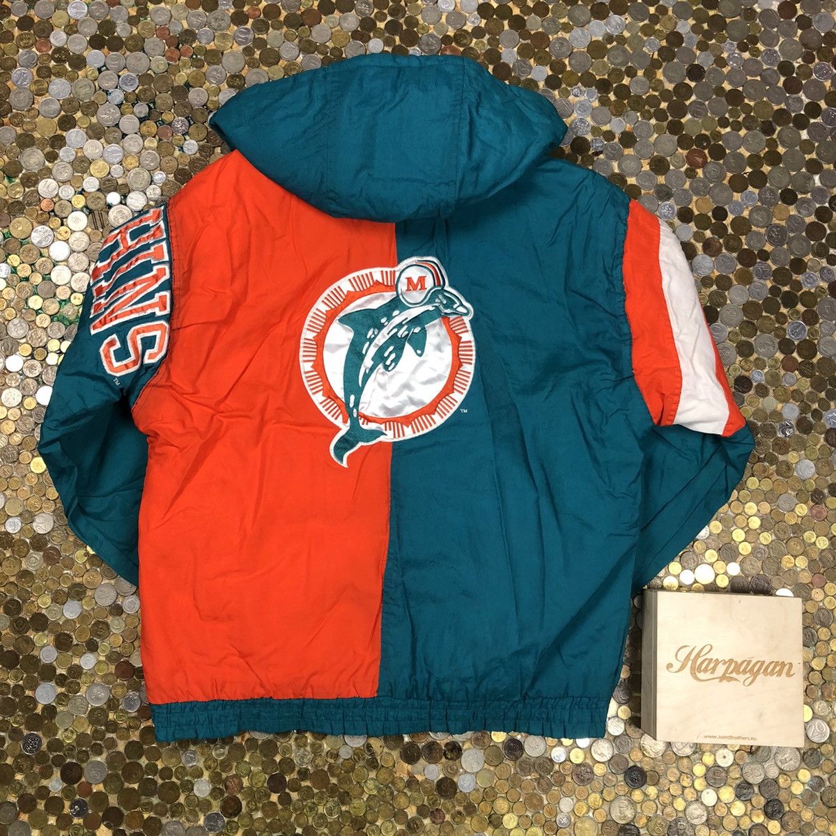 Starter Starter Miami Dolphins NFL vintage 90s bomber jacket Size US M / EU 48-50 / 2 - 5 Thumbnail