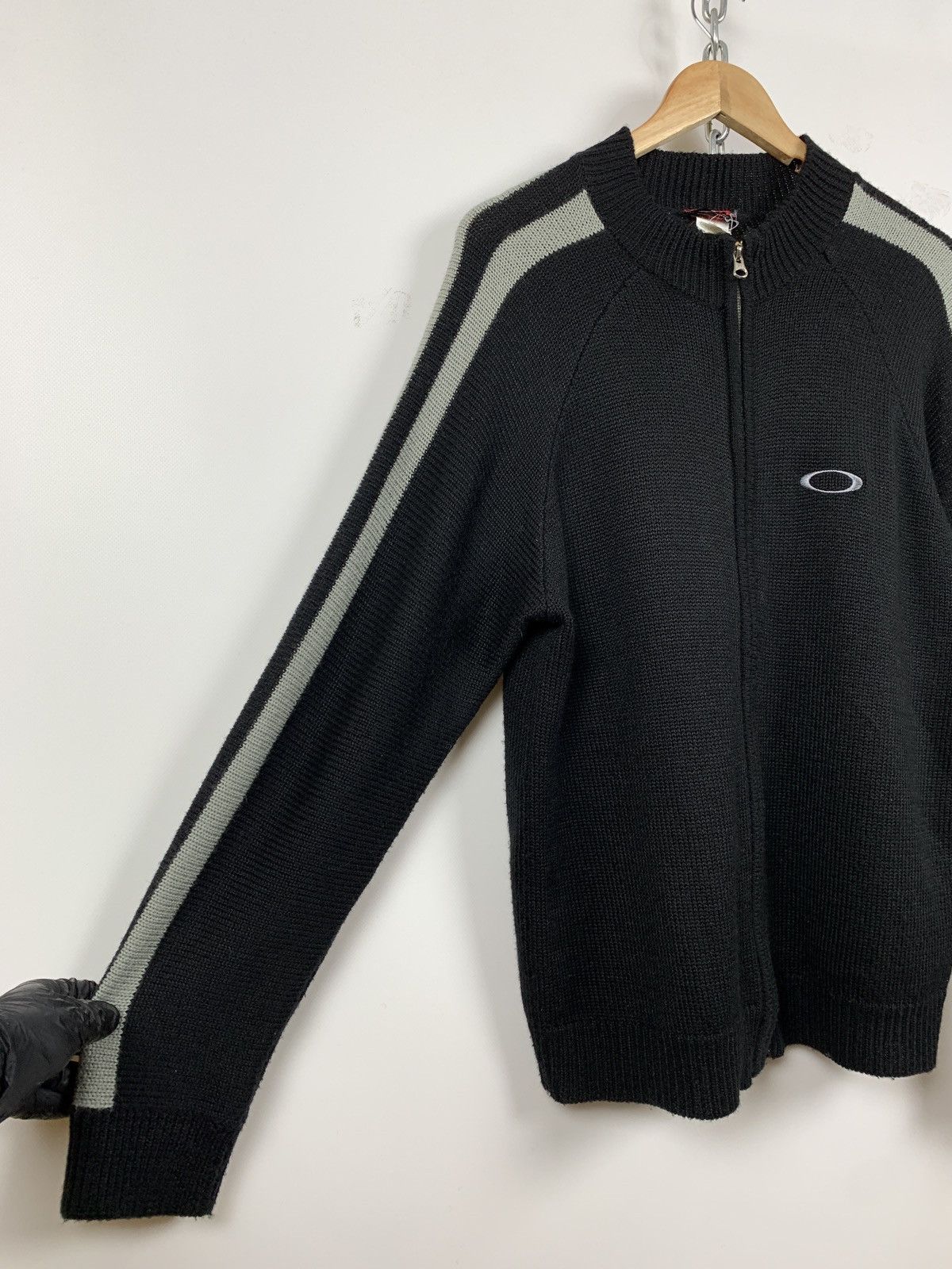 Oakley Vintage Oakley Zip Wool Sweater Size US M / EU 48-50 / 2 - 9 Thumbnail