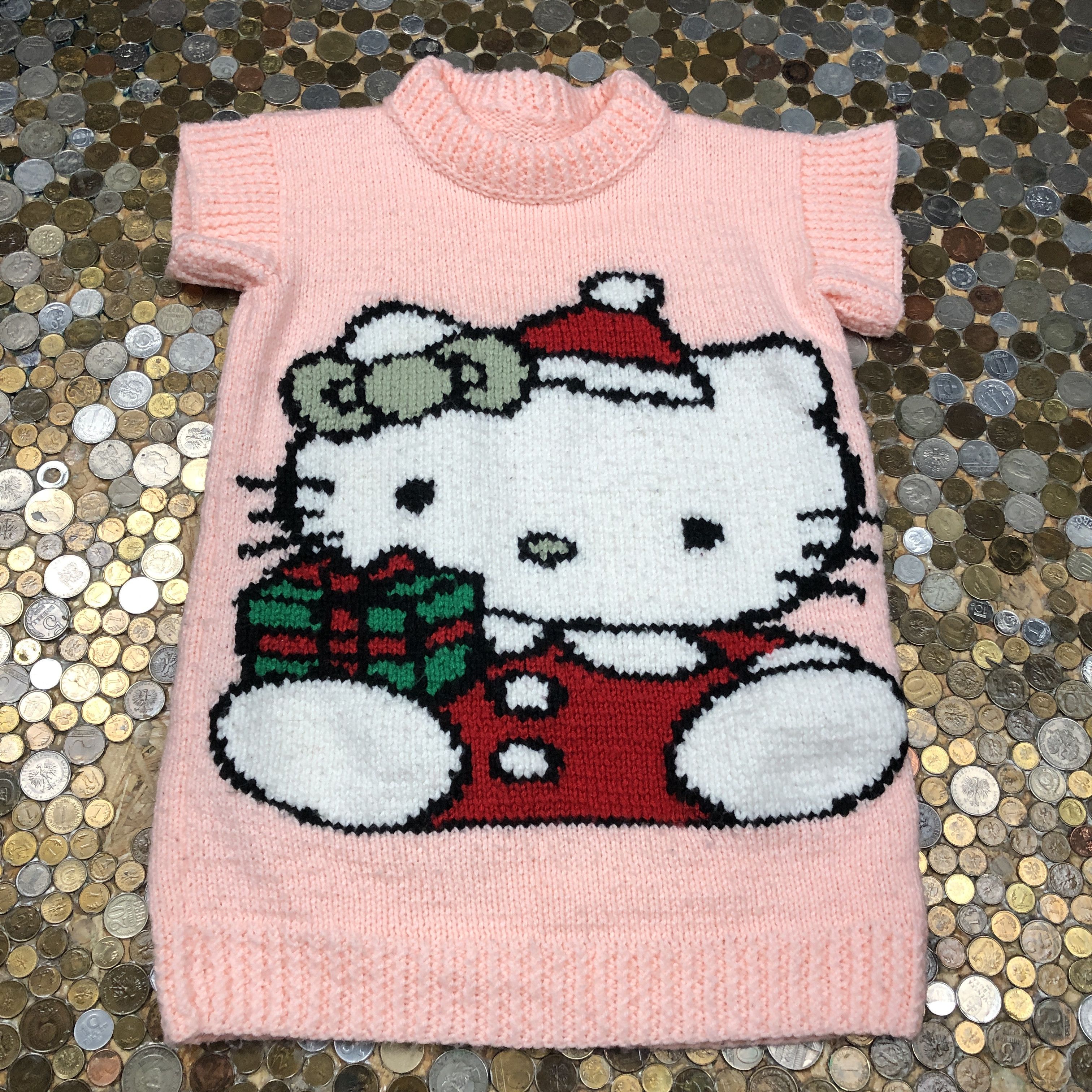 Vintage Hello Kitty Knitwear handmade Vest Size M / US 6-8 / IT 42-44 - 1 Thumbnail