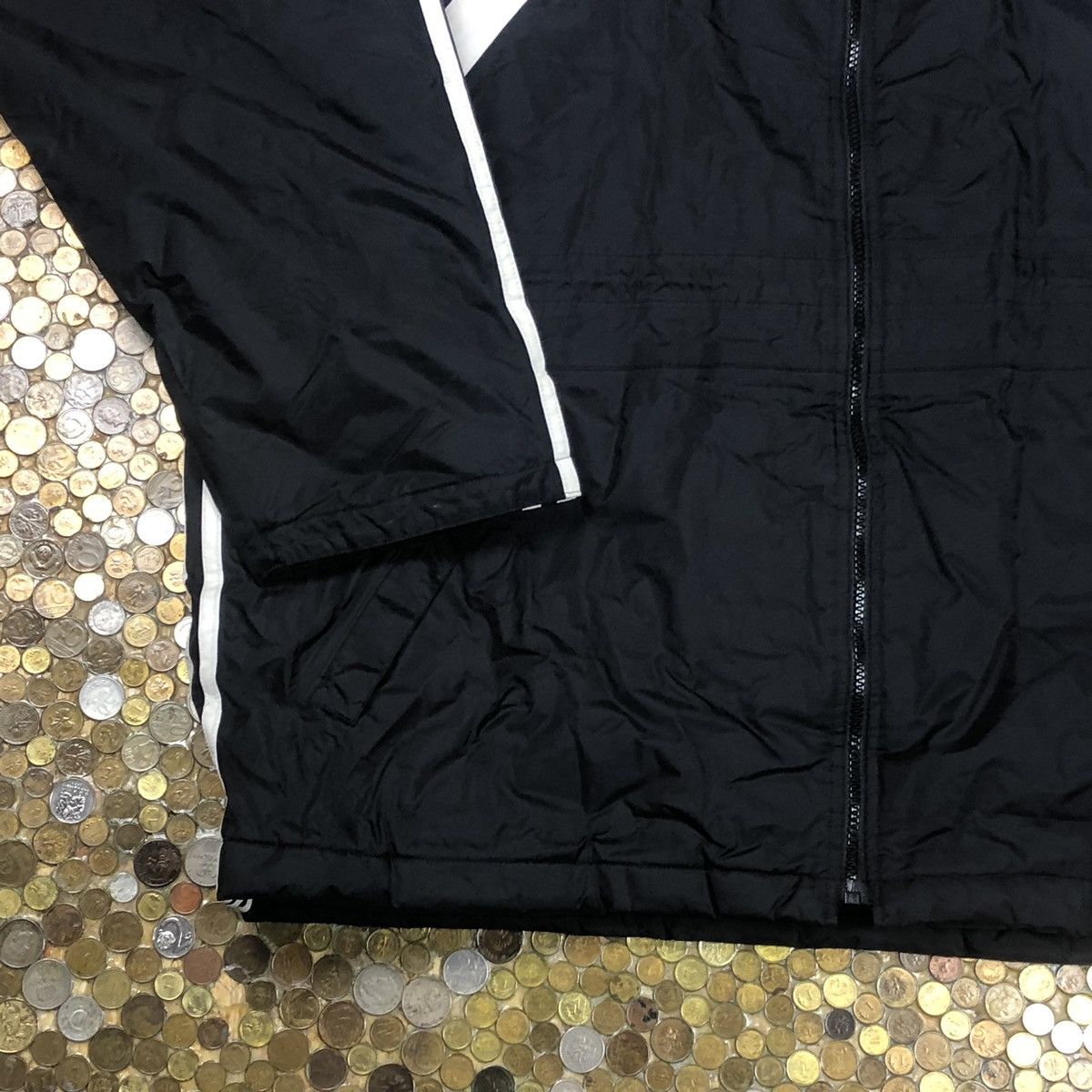 Adidas Adidas winter vintage 90s jacket Size US XL / EU 56 / 4 - 2 Thumbnail