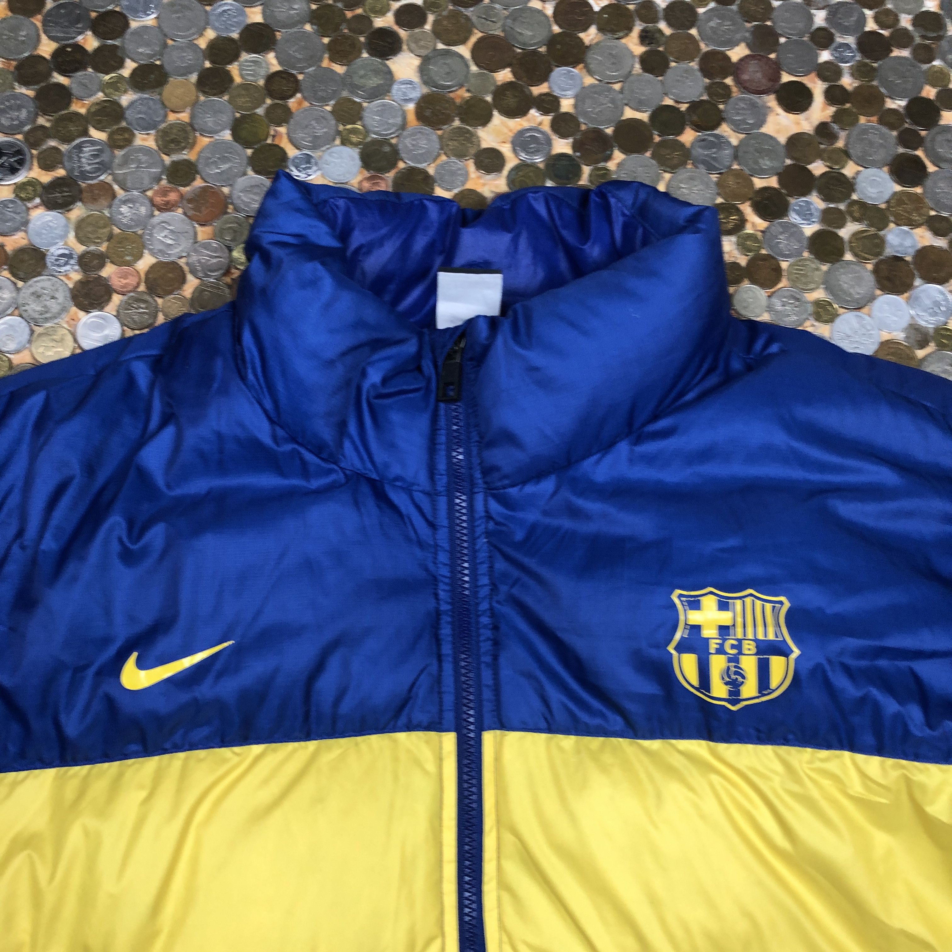 Nike Nike FC Barcelona puffer jacket 90's Size US XXL / EU 58 / 5 - 3 Thumbnail