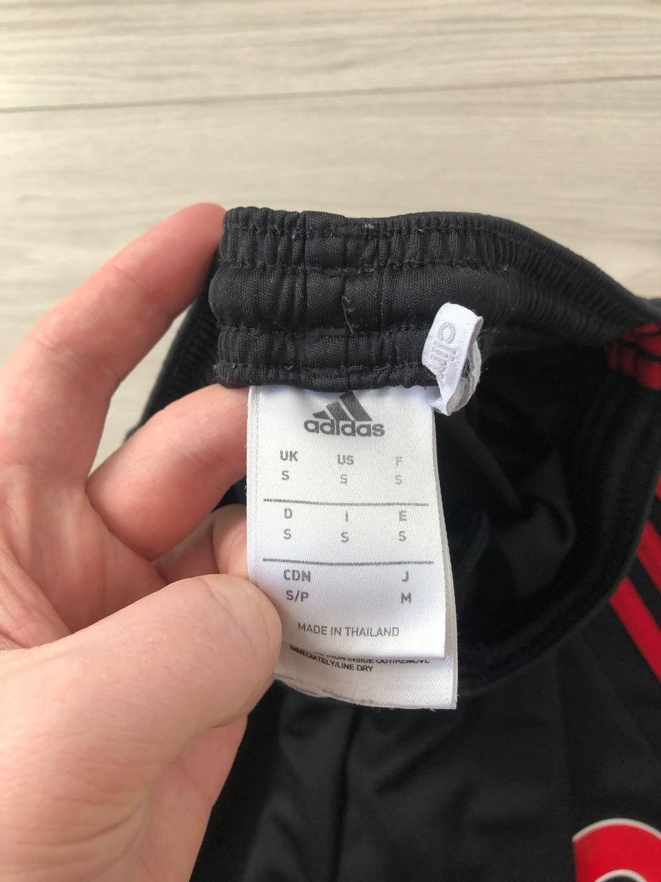Other WATFORD FC SHORTS ADIDAS HOME FOOTBALL SHORTS Size US 32 / EU 48 - 5 Thumbnail