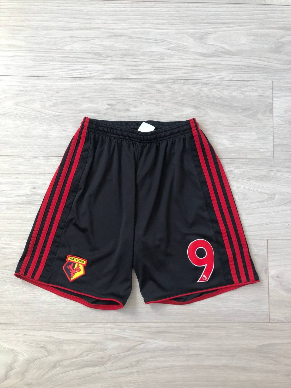 Other WATFORD FC SHORTS ADIDAS HOME FOOTBALL SHORTS Size US 32 / EU 48 - 1 Thumbnail