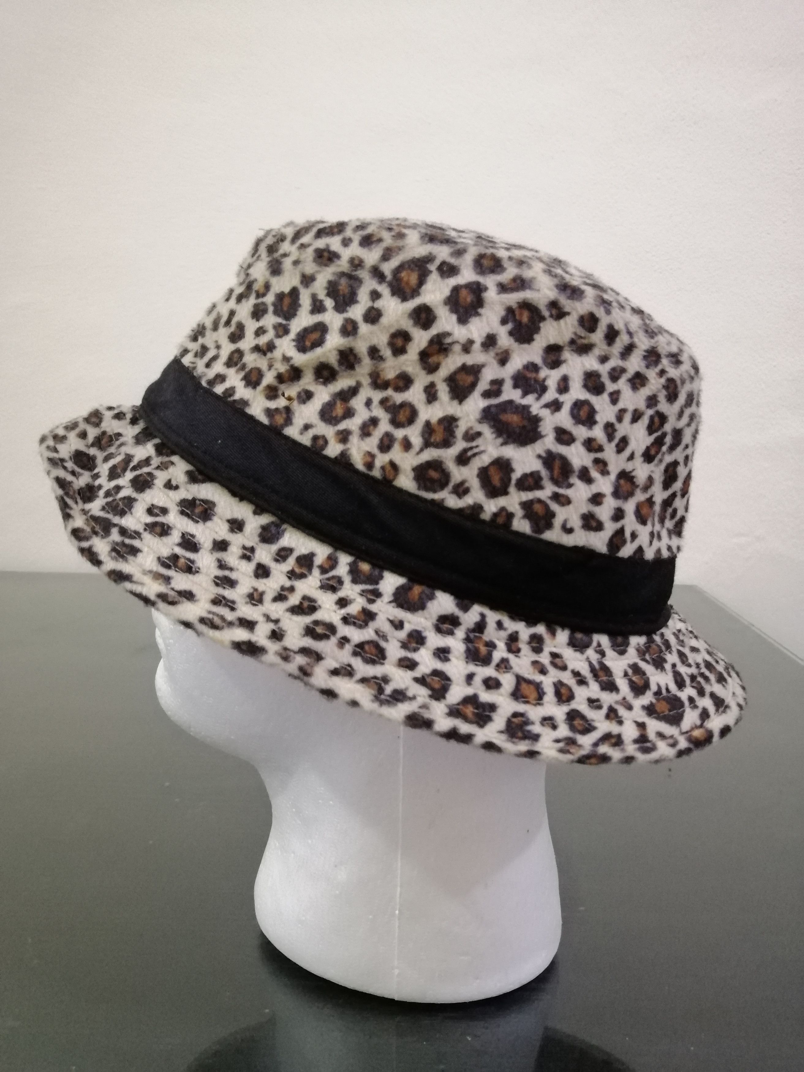 Japanese Brand Bucket Hats Leopard Size ONE SIZE - 2 Thumbnail