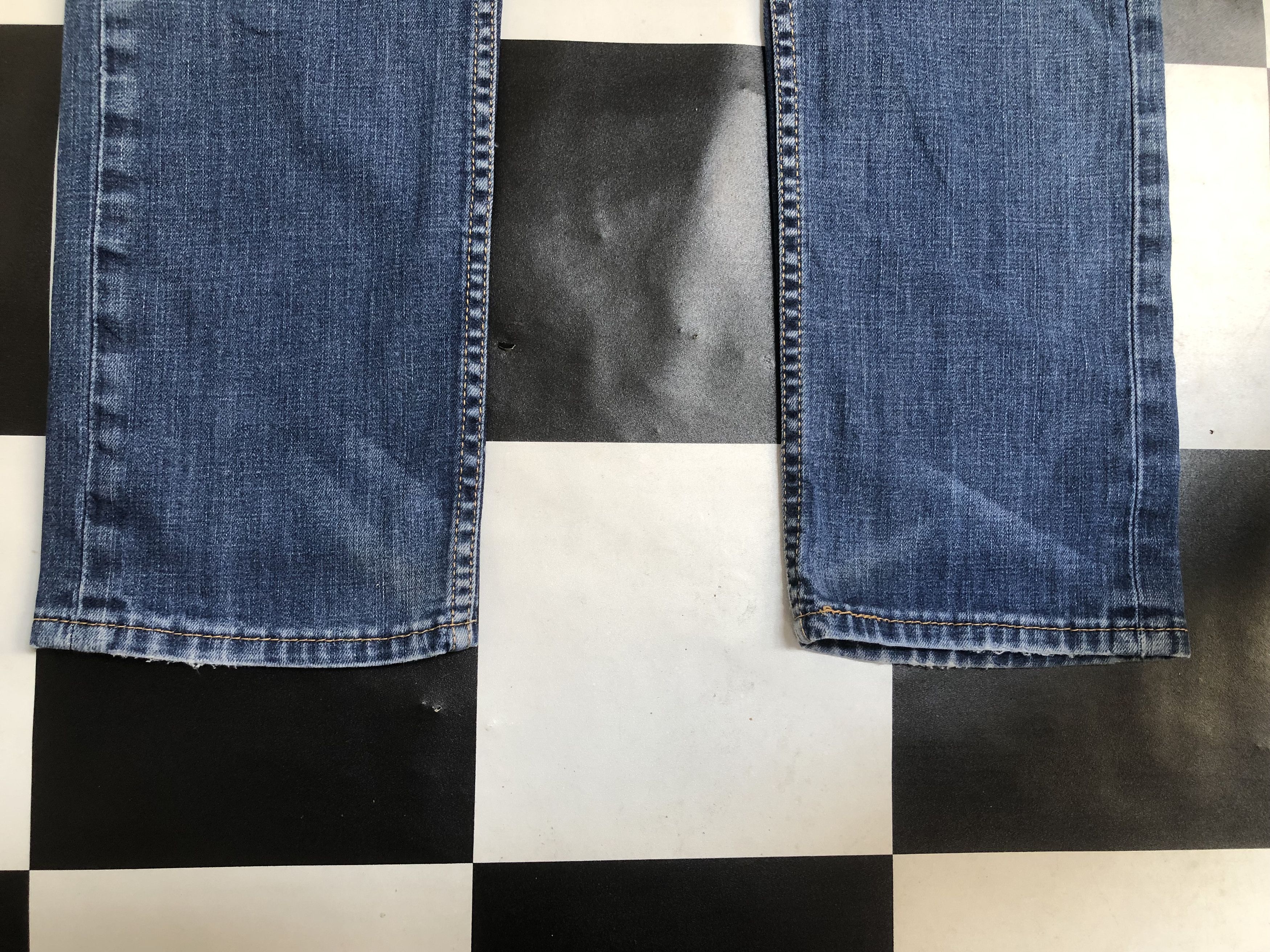 Levi's × Vintage Vintage Levis 513 Distressed Denim Slim Jeans L515 Size US 30 / EU 46 - 4 Thumbnail