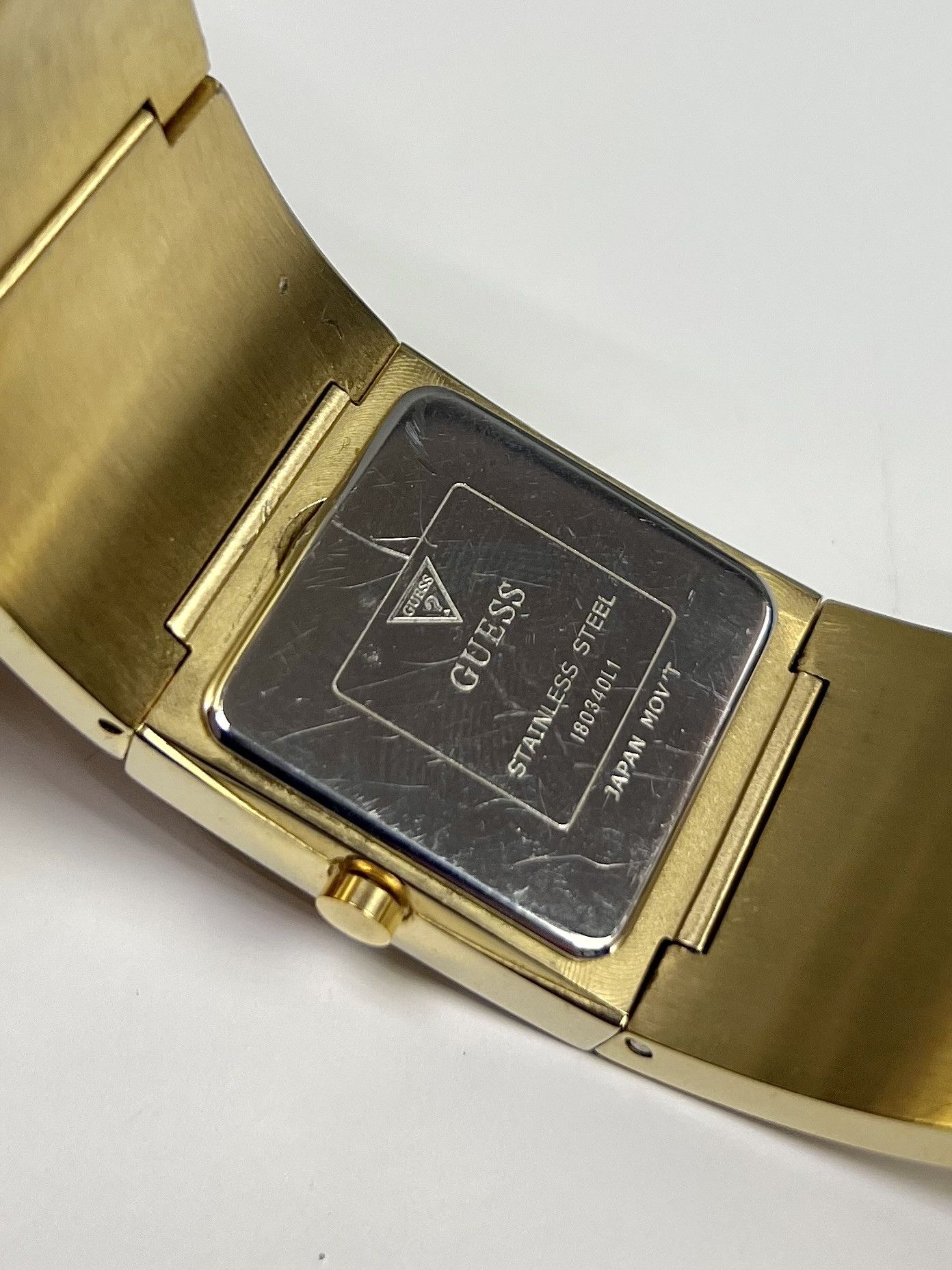Guess GUESS LADIES GOLD BRACELET ANALOGUE WRISTWATCH WATCH Size ONE SIZE - 10 Thumbnail