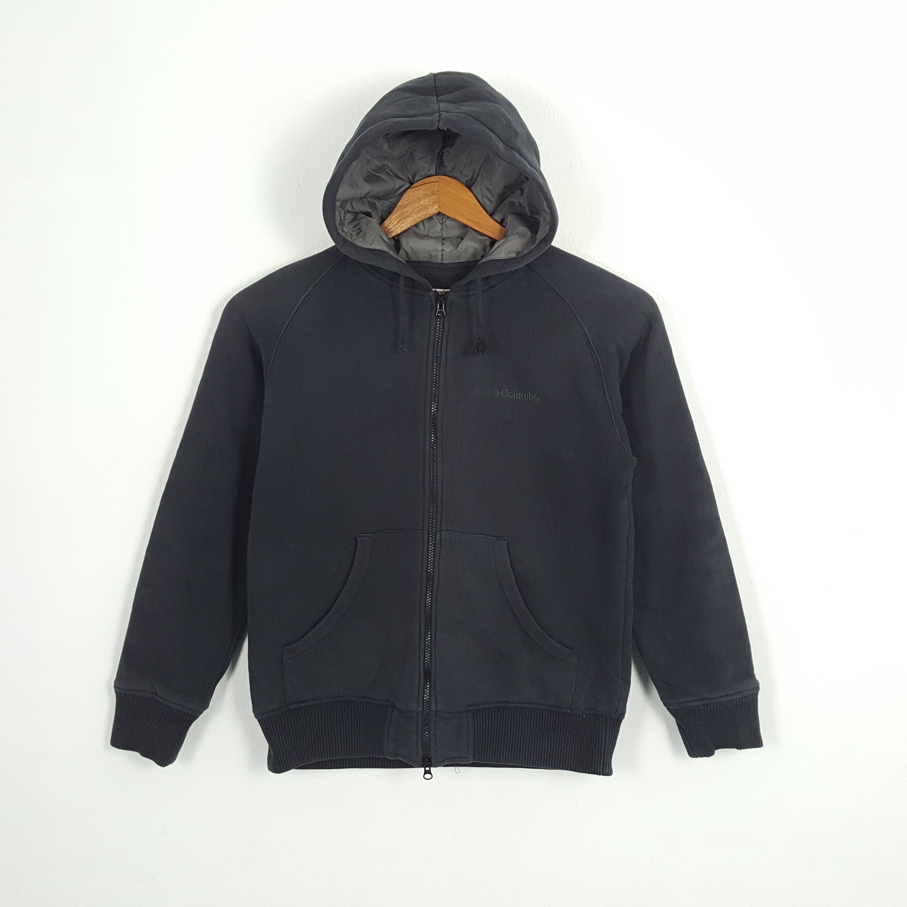 Vintage COLUMBIA SPORTSWEAR COMPANY Outdoor Life Hoodies