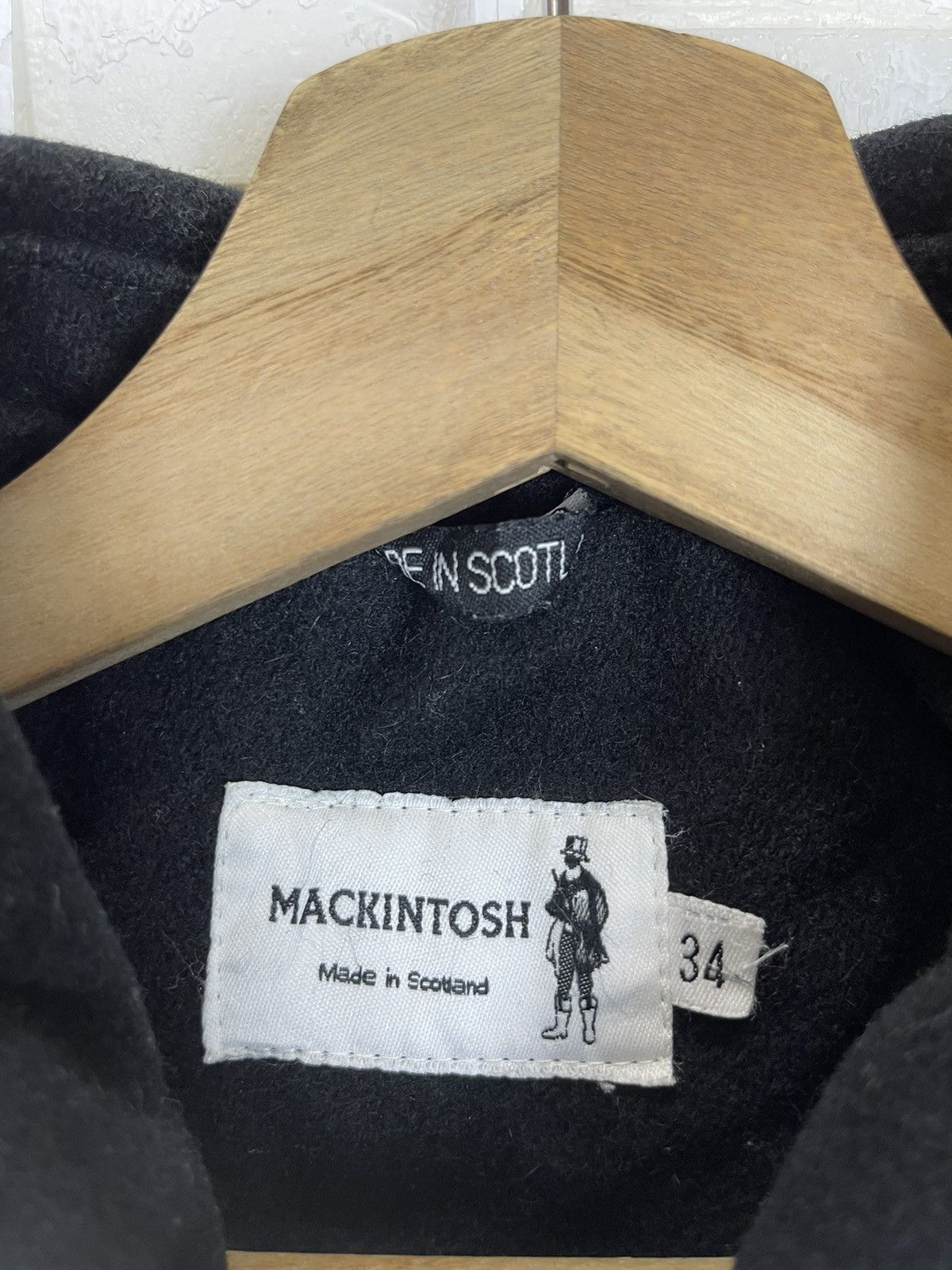 Mackintosh VINTAGE BLACK WOOL MACKINTOSH POCKET SCOTLAND Size US S / EU 44-46 / 1 - 4 Thumbnail