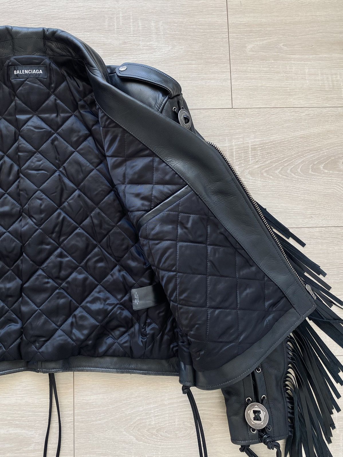 Balenciaga RARE SS19 Balenciaga runway fringe leather biker jacket Size US S / EU 44-46 / 1 - 10 Thumbnail
