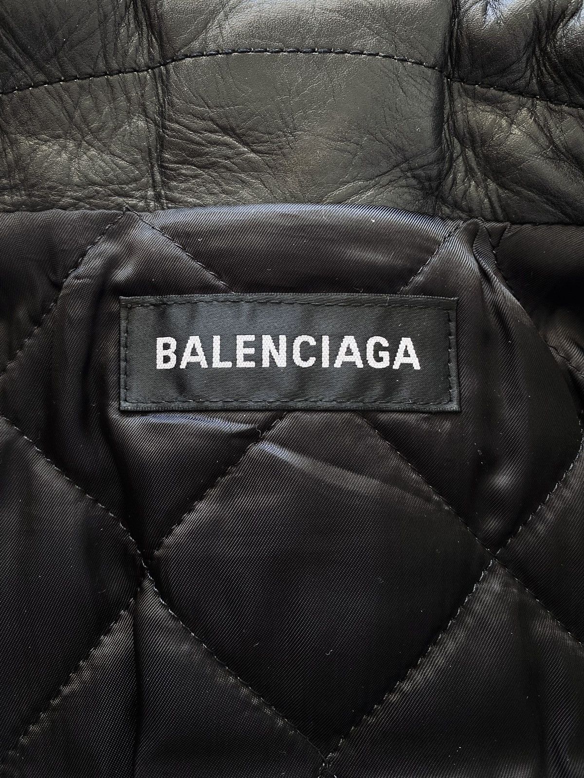 Balenciaga RARE SS19 Balenciaga runway fringe leather biker jacket Size US S / EU 44-46 / 1 - 9 Thumbnail