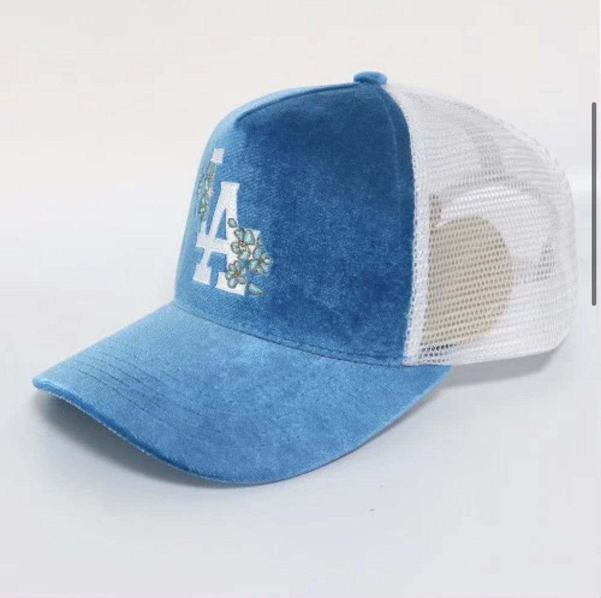 Japanese Brand Blue Velvet Trucker Hat LA Size ONE SIZE - 2 Thumbnail