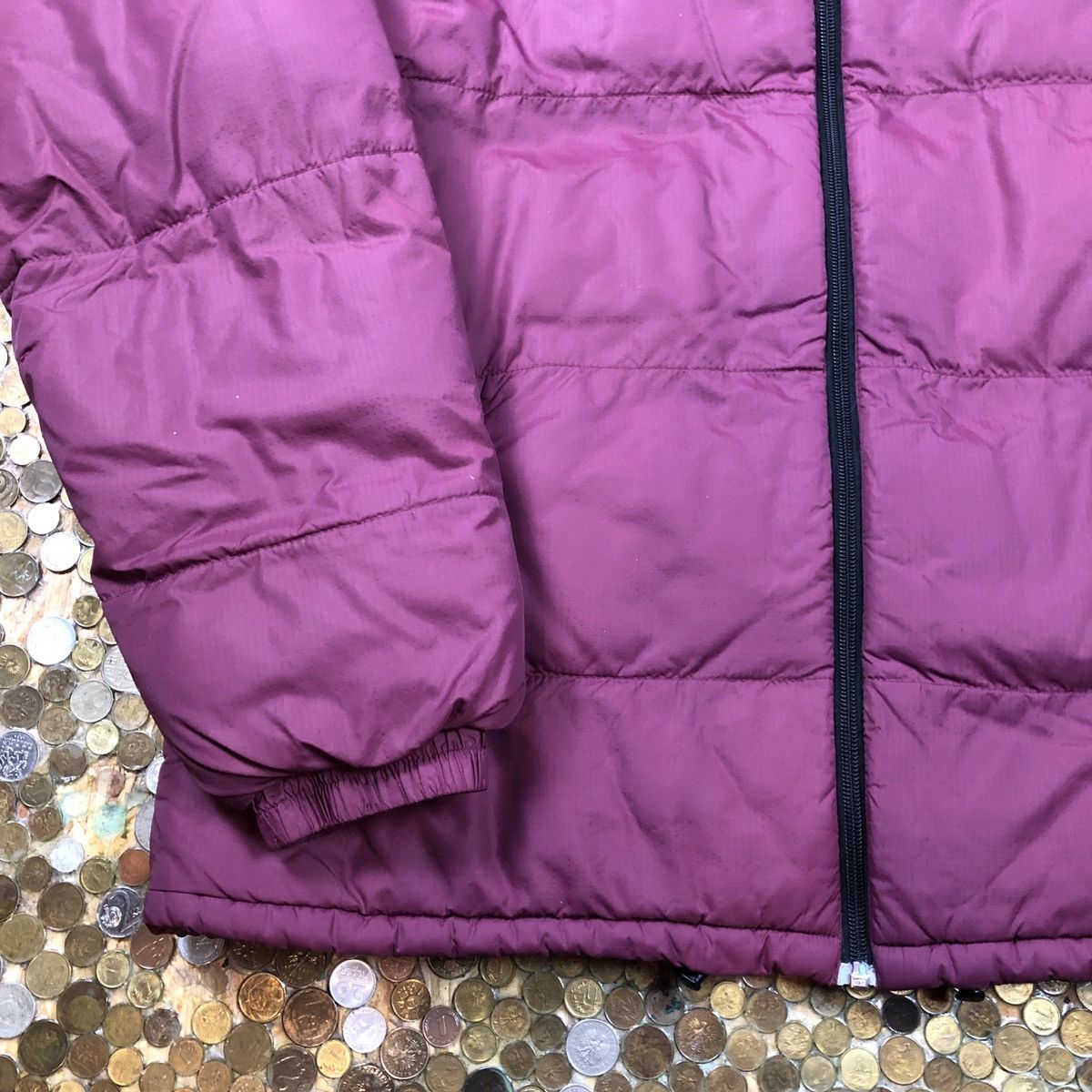 Jack Wolfskin Jack Wolfskin burgundy puffer jacket Size US XL / EU 56 / 4 - 2 Thumbnail