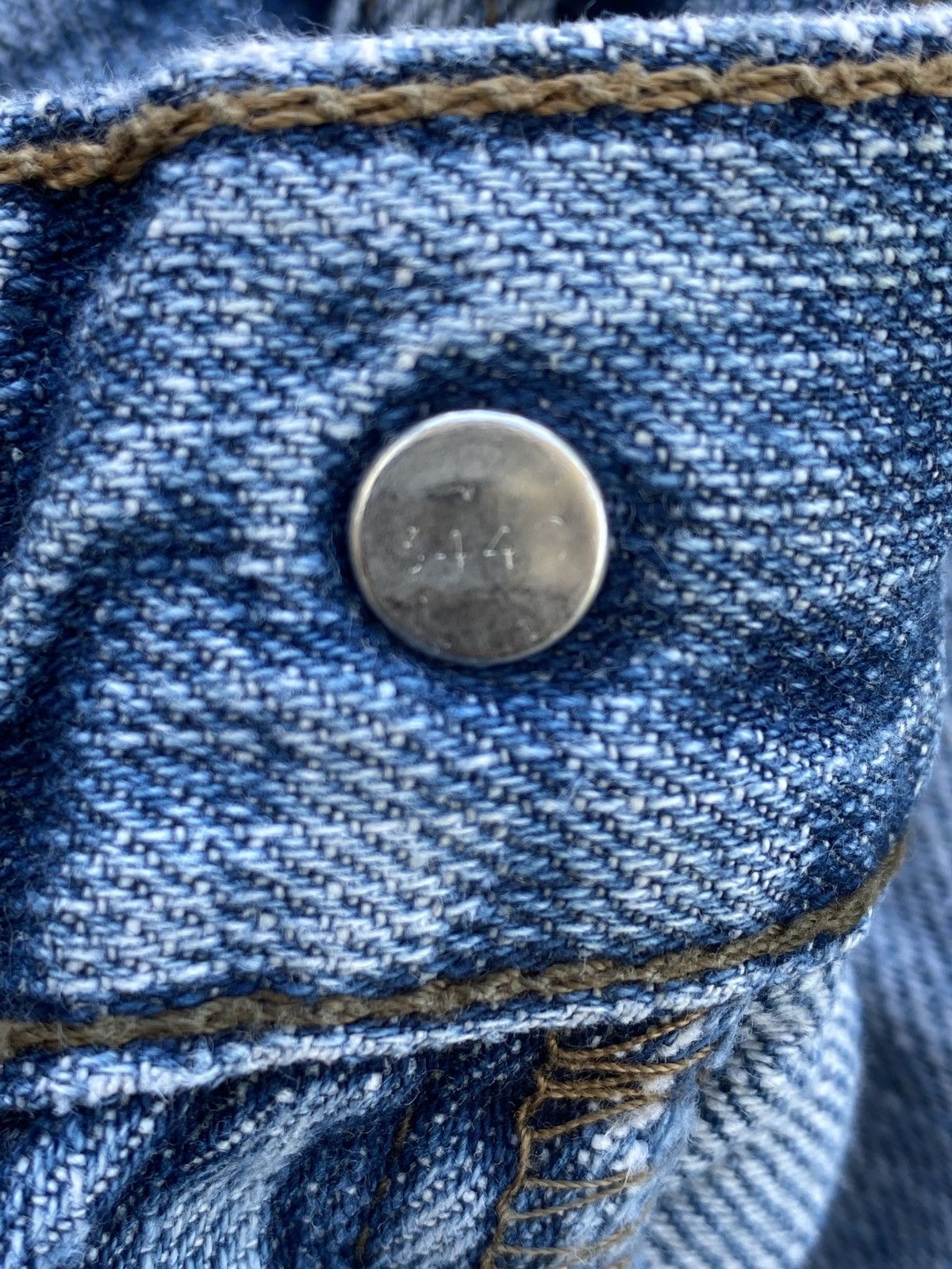Jean × Levi's × Vintage VINTAGE LEVIS 514 JEANS SINGLE ’R’ - J420 Size US 35 - 6 Thumbnail