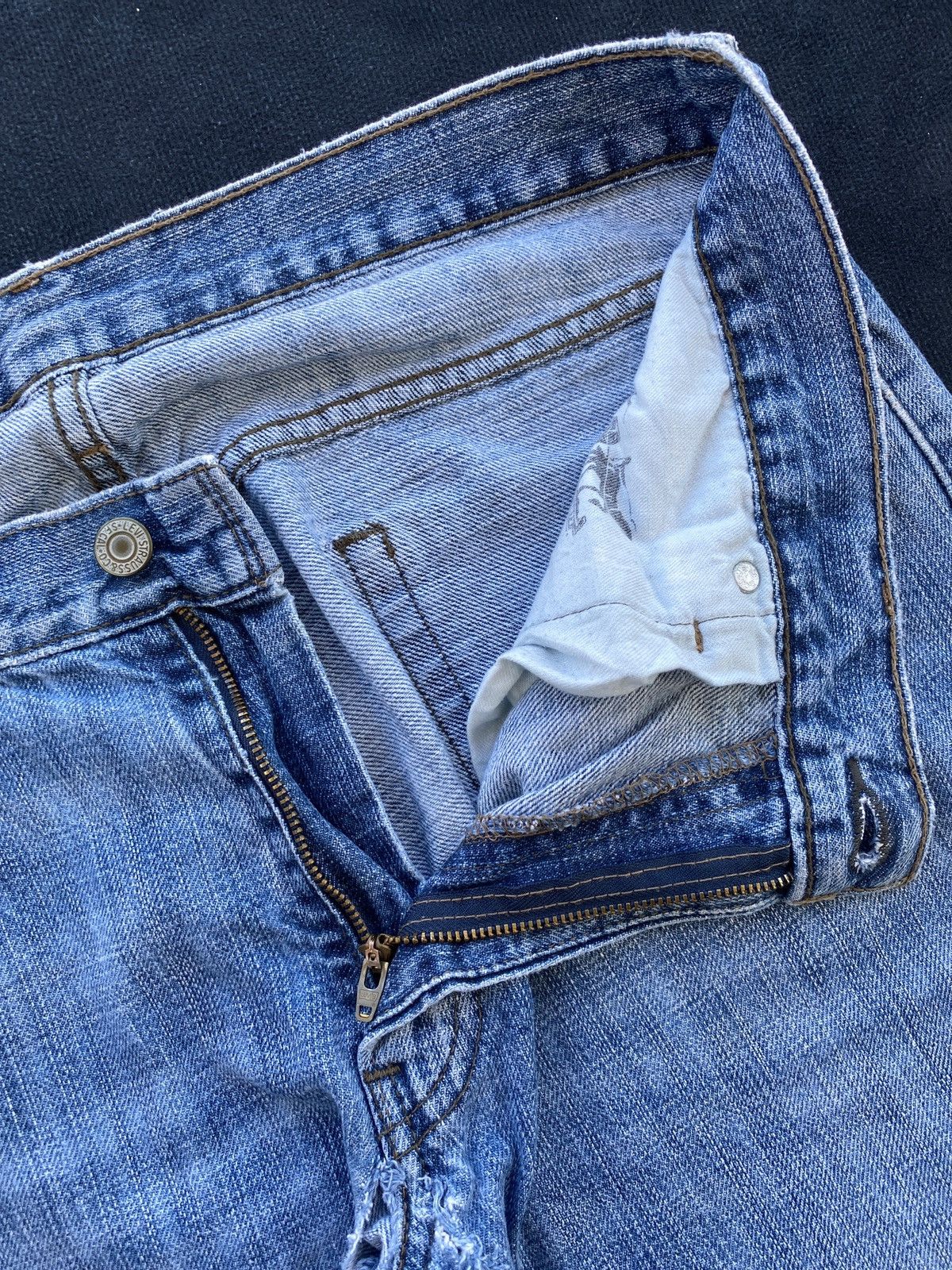 Jean × Levi's × Vintage VINTAGE LEVIS 514 JEANS SINGLE ’R’ - J420 Size US 35 - 5 Thumbnail