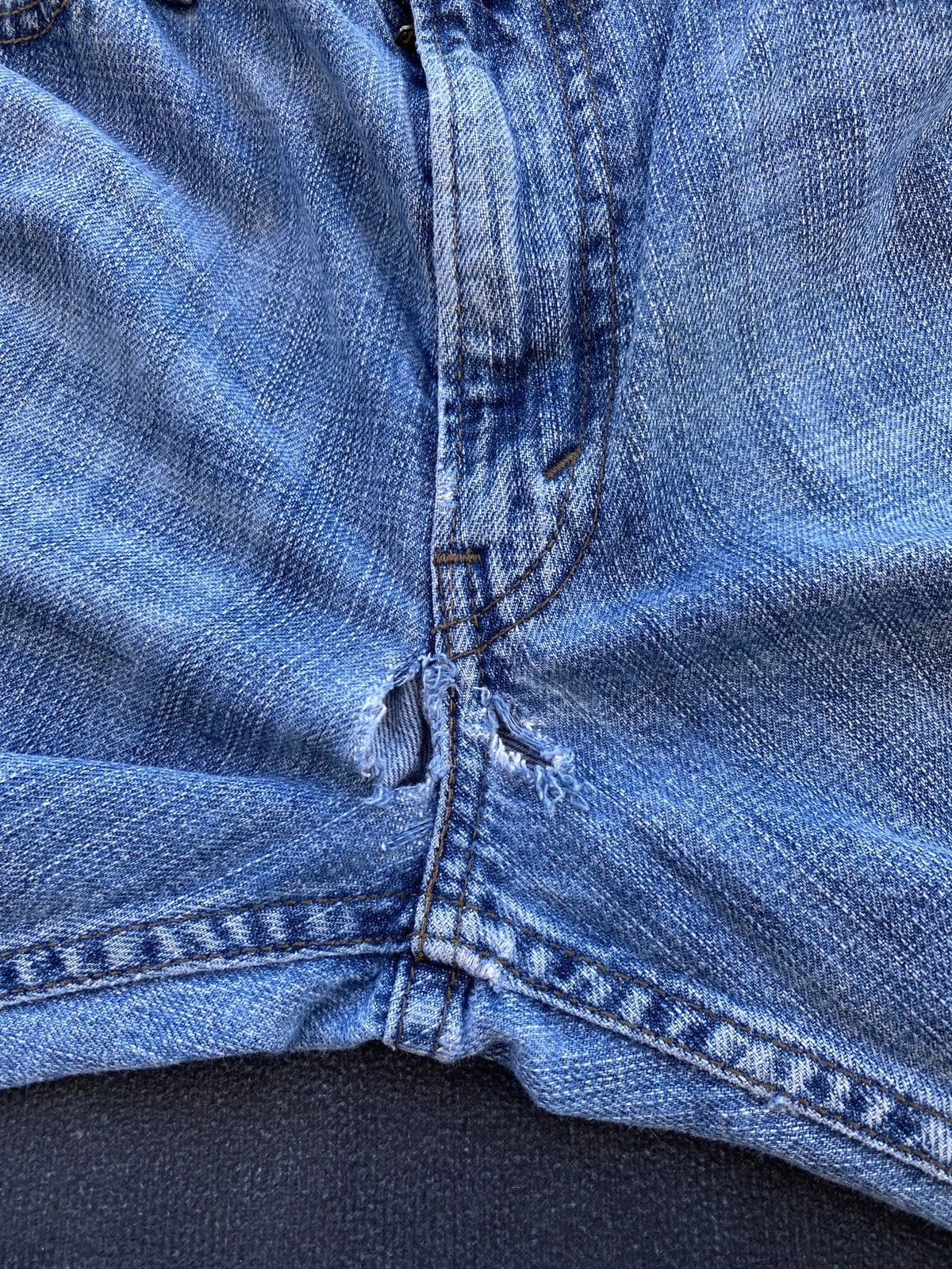 Jean × Levi's × Vintage VINTAGE LEVIS 514 JEANS SINGLE ’R’ - J420 Size US 35 - 10 Thumbnail