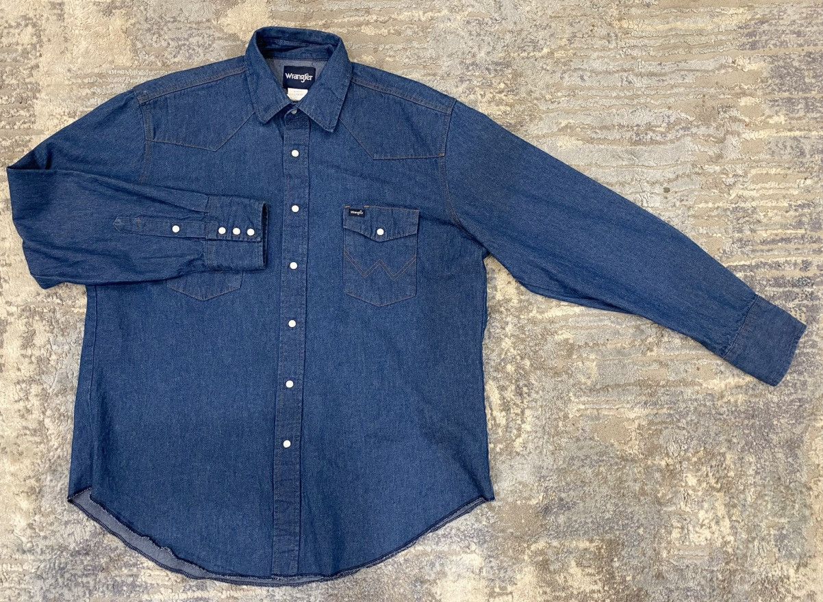 Vintage × Wrangler Western Wrangler Denim Pearl Snap Dress Shirt Size US XL / EU 56 / 4 - 1 Thumbnail