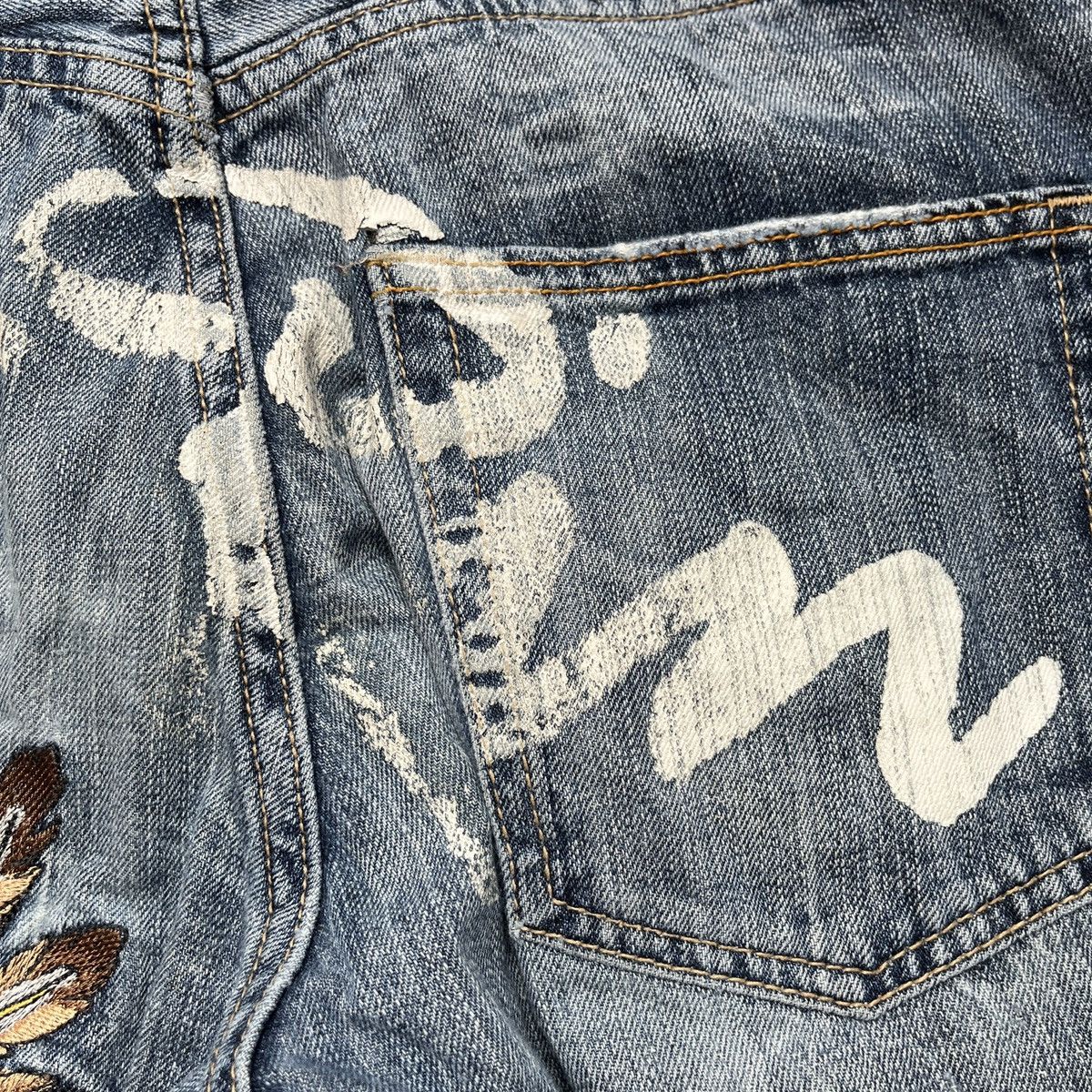 Japanese Brand × Native × Vintage Big Embroidery Native Apache Red Indian Skull Denim Jeans Size US 29 - 16 Thumbnail