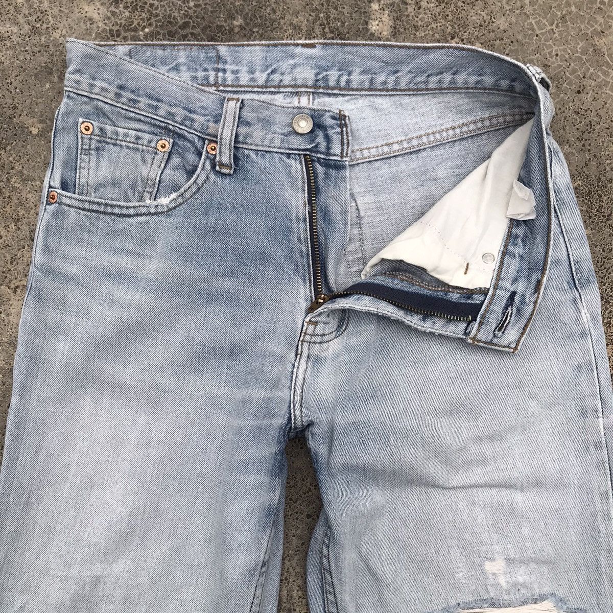 Levi's Distressed! Levi’s 533 Jeans Levis Faded Denim Pants Size US 29 - 8 Thumbnail