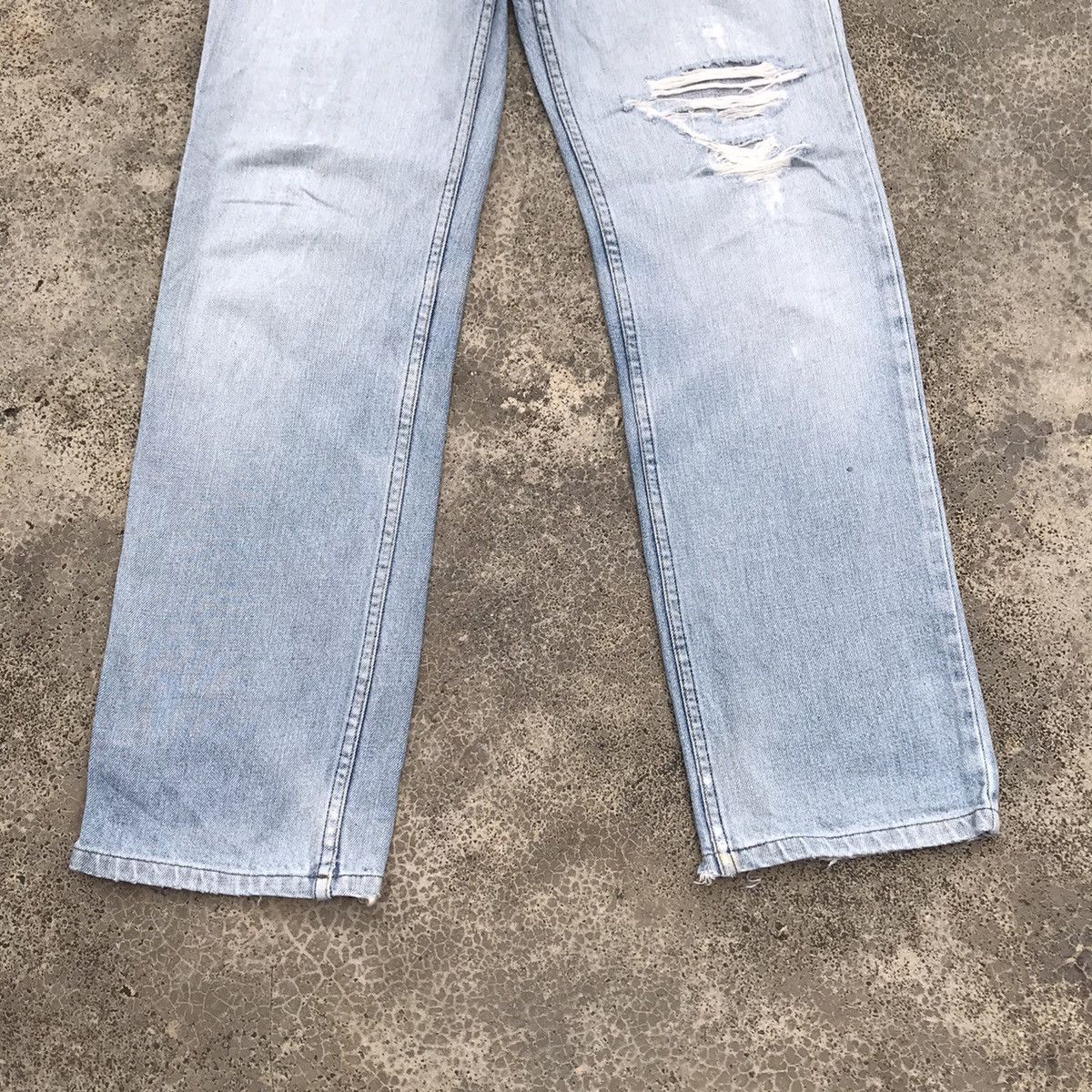 Levi's Distressed! Levi’s 533 Jeans Levis Faded Denim Pants Size US 29 - 3 Thumbnail