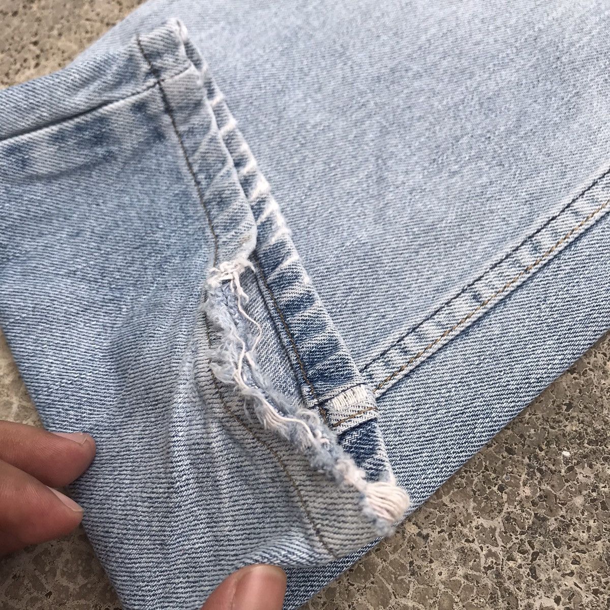 Levi's Distressed! Levi’s 533 Jeans Levis Faded Denim Pants Size US 29 - 16 Thumbnail