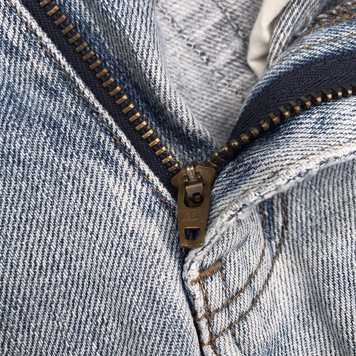 Levi's Distressed! Levi’s 533 Jeans Levis Faded Denim Pants Size US 29 - 9 Thumbnail