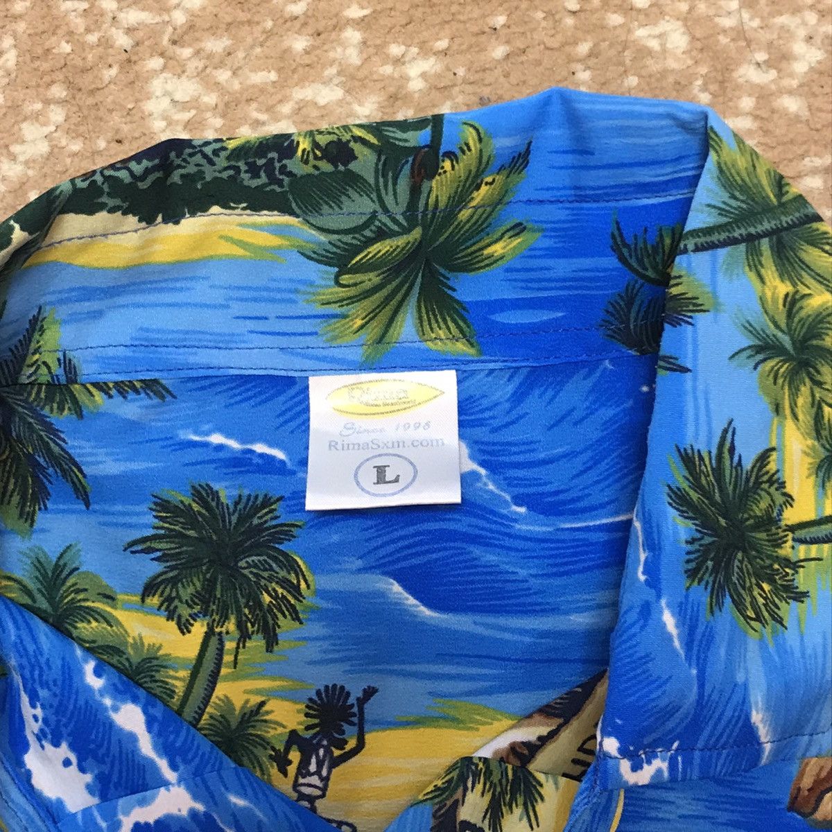 Vintage 🔥MAKE OFFERS 🔥 Vintage Hawaiian shirt size L Size US L / EU 52-54 / 3 - 5 Thumbnail