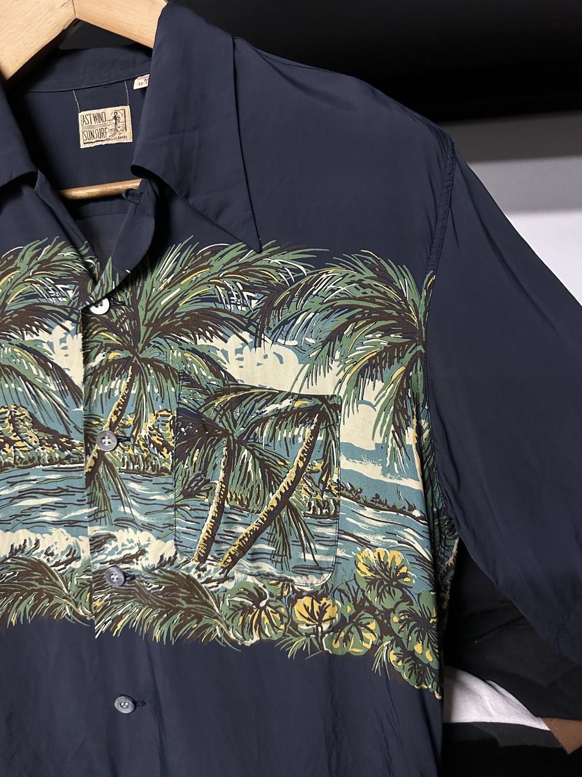 Sun Surf × Toyo Enterprises × Vintage Vintage Sun Surf Rayon By Toyo Sun Faded Shirt Size US M / EU 48-50 / 2 - 7 Thumbnail