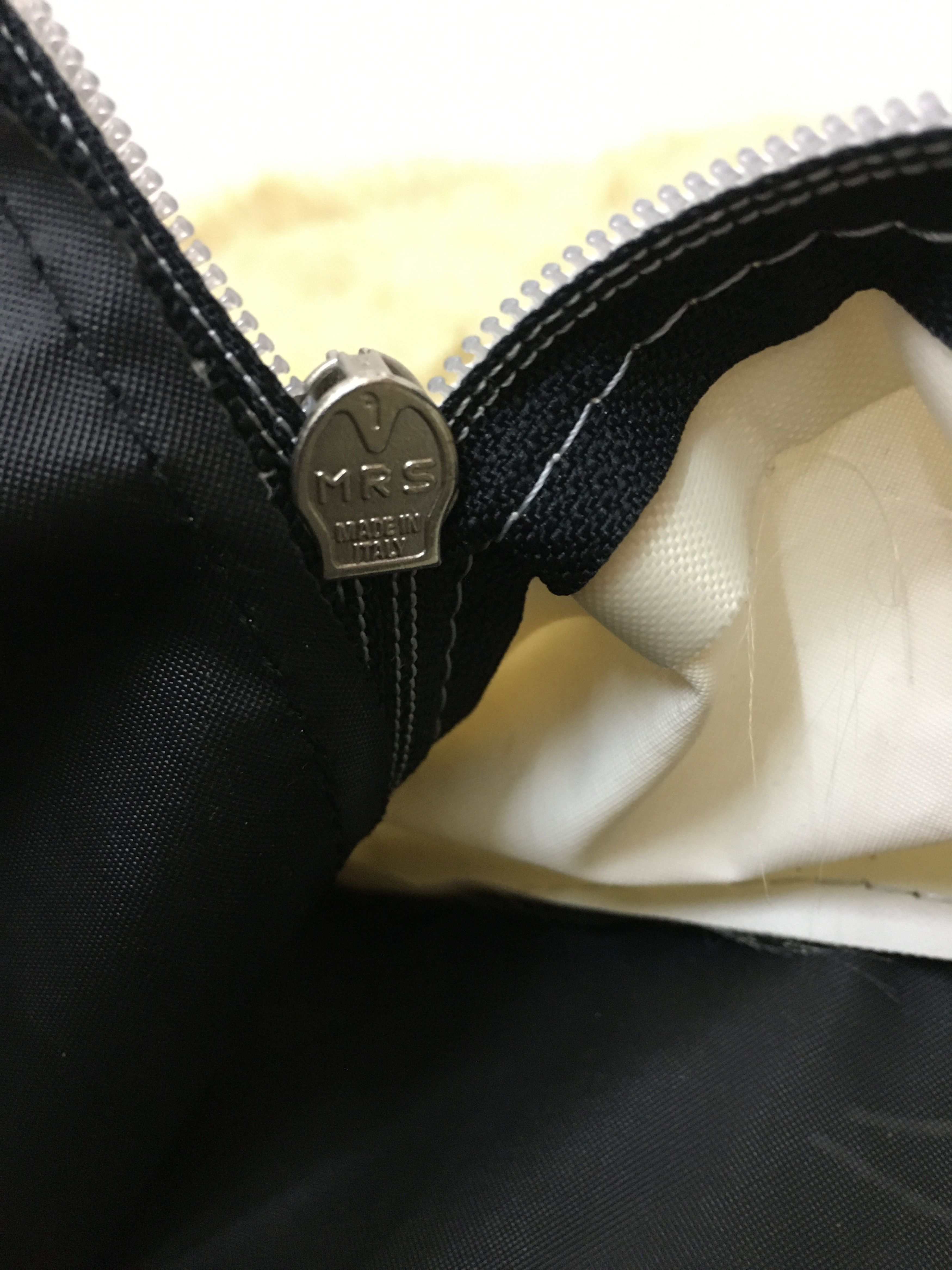 Versace Auth Versace Insentive Shoes Bag Size ONE SIZE - 10 Thumbnail