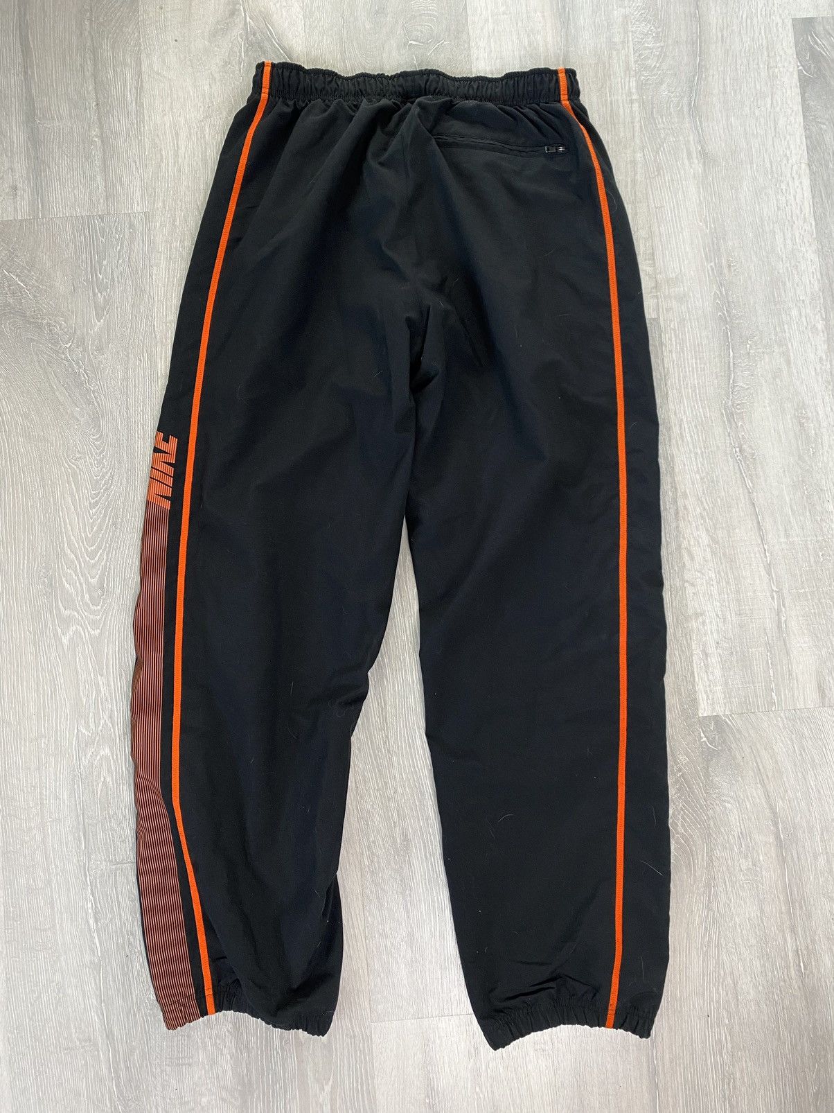 Nike Nike vintage black orange track pants small swoosh Size US 30 / EU 46 - 6 Thumbnail