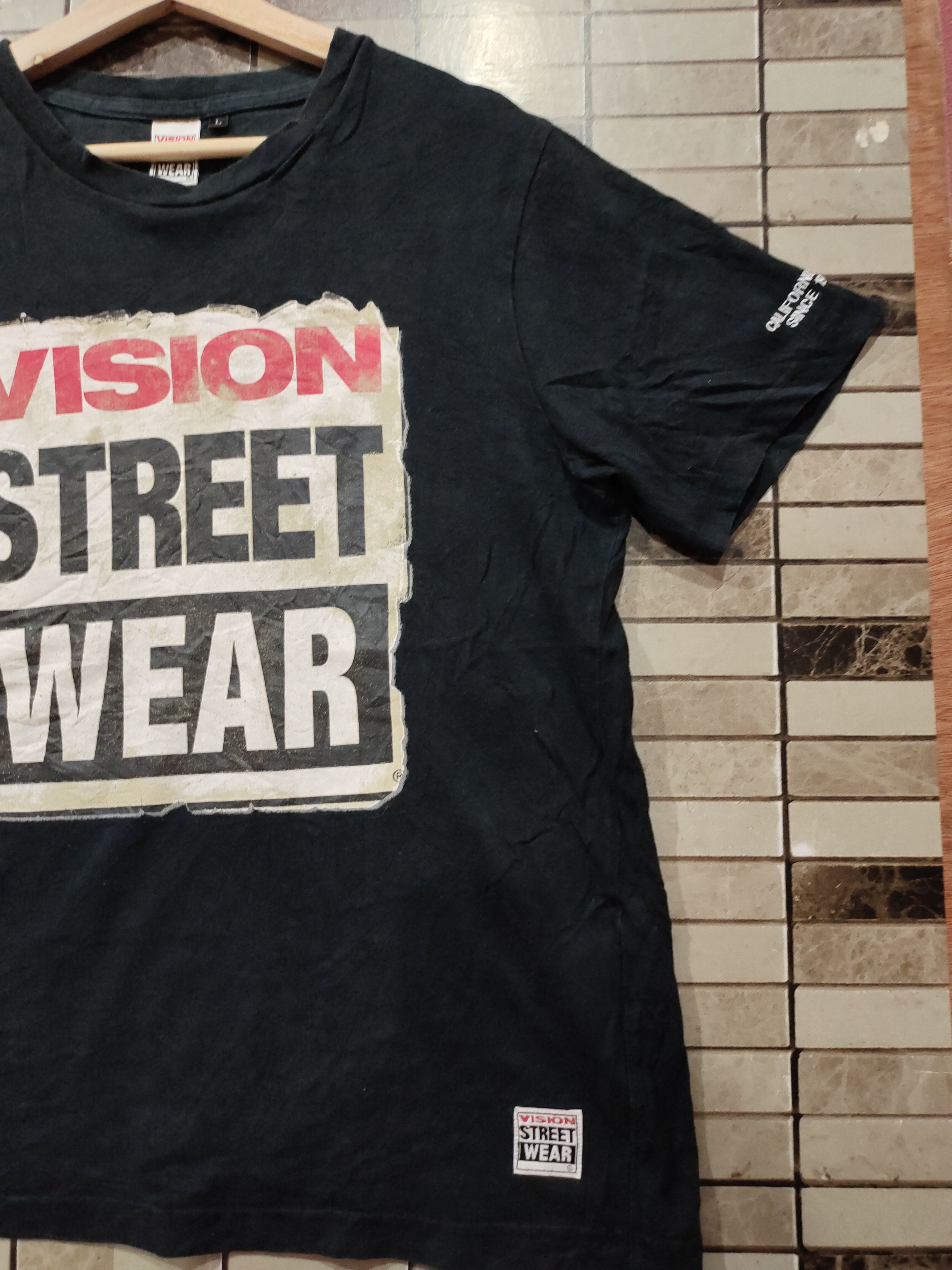 Vision Streetwear Vision Streetwear big logo tee Size US L / EU 52-54 / 3 - 4 Thumbnail