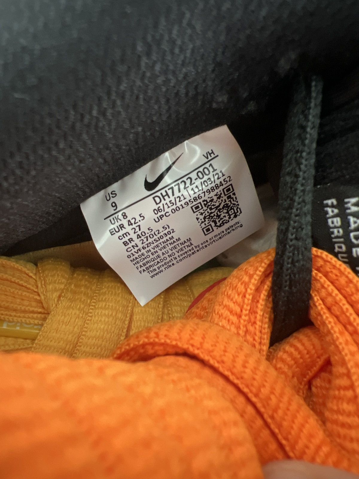 Nike Polaroid Dunk Size US 9 / EU 42 - 7 Thumbnail