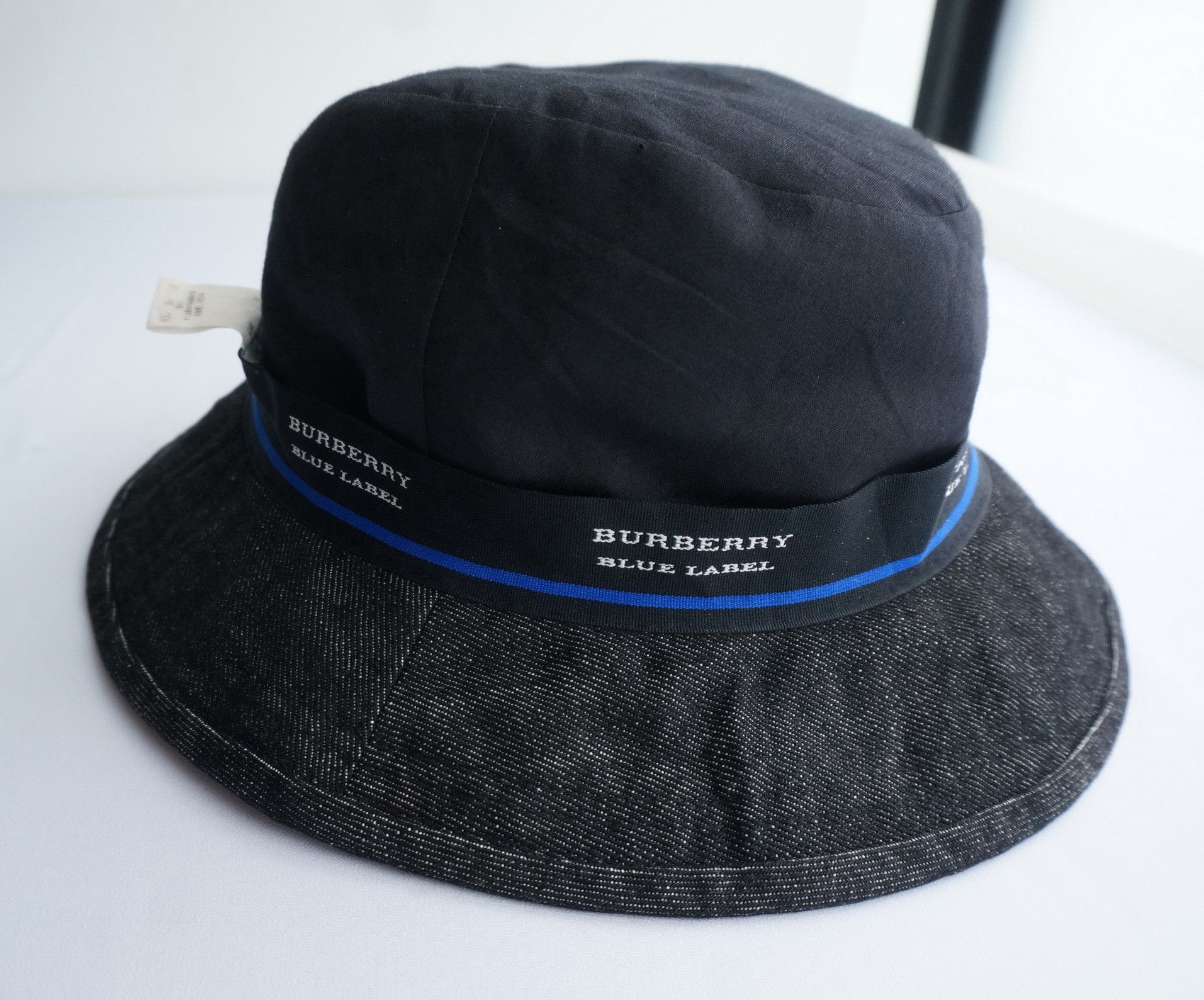 Burberry Vintage! Burberry Japan Blue Label Bucket Hat Size ONE SIZE - 3 Thumbnail