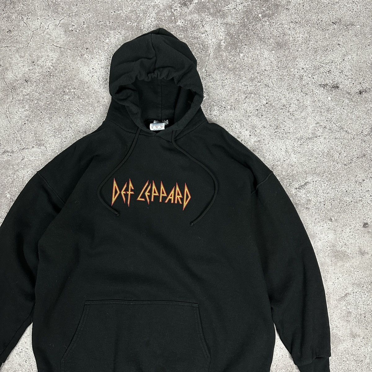 Def Leppard Vintage 90s Def Leppard AAA heavyweight hoodie rock band Size US XL / EU 56 / 4 - 2 Thumbnail